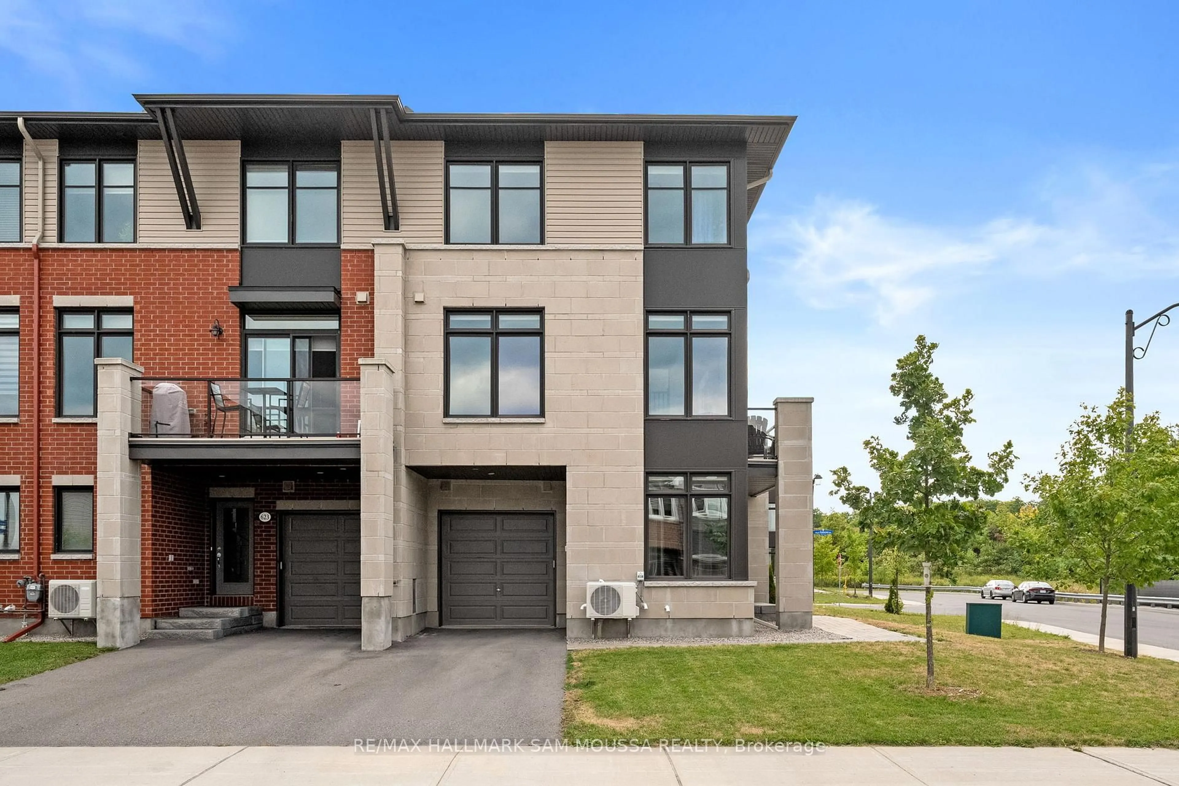 Home with brick exterior material, street for 625 Cartographe St, Orleans Ontario K4A 1J7