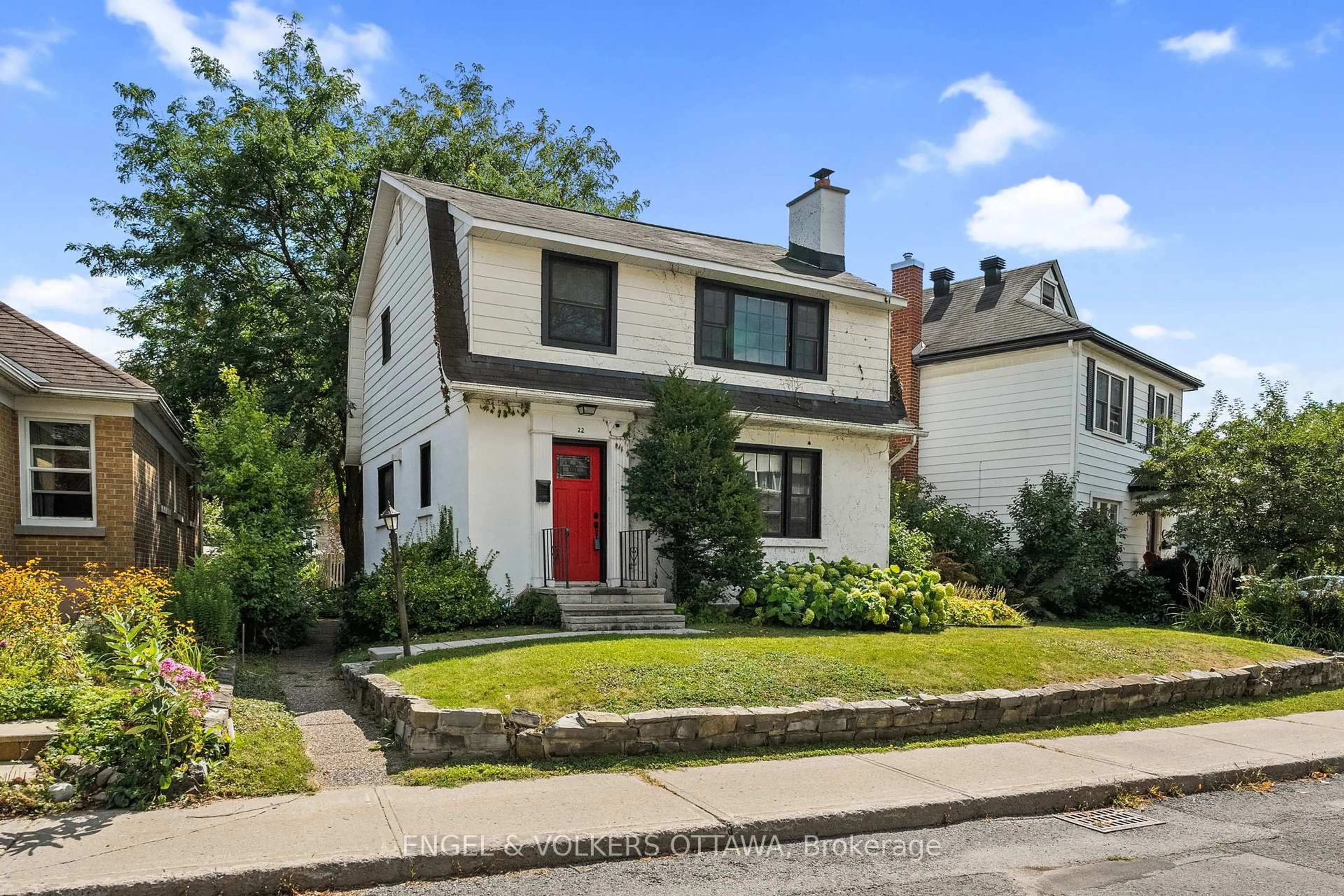 Home with brick exterior material, street for 22 Mount Pleasant Ave, Ottawa Ontario K1S 0L8