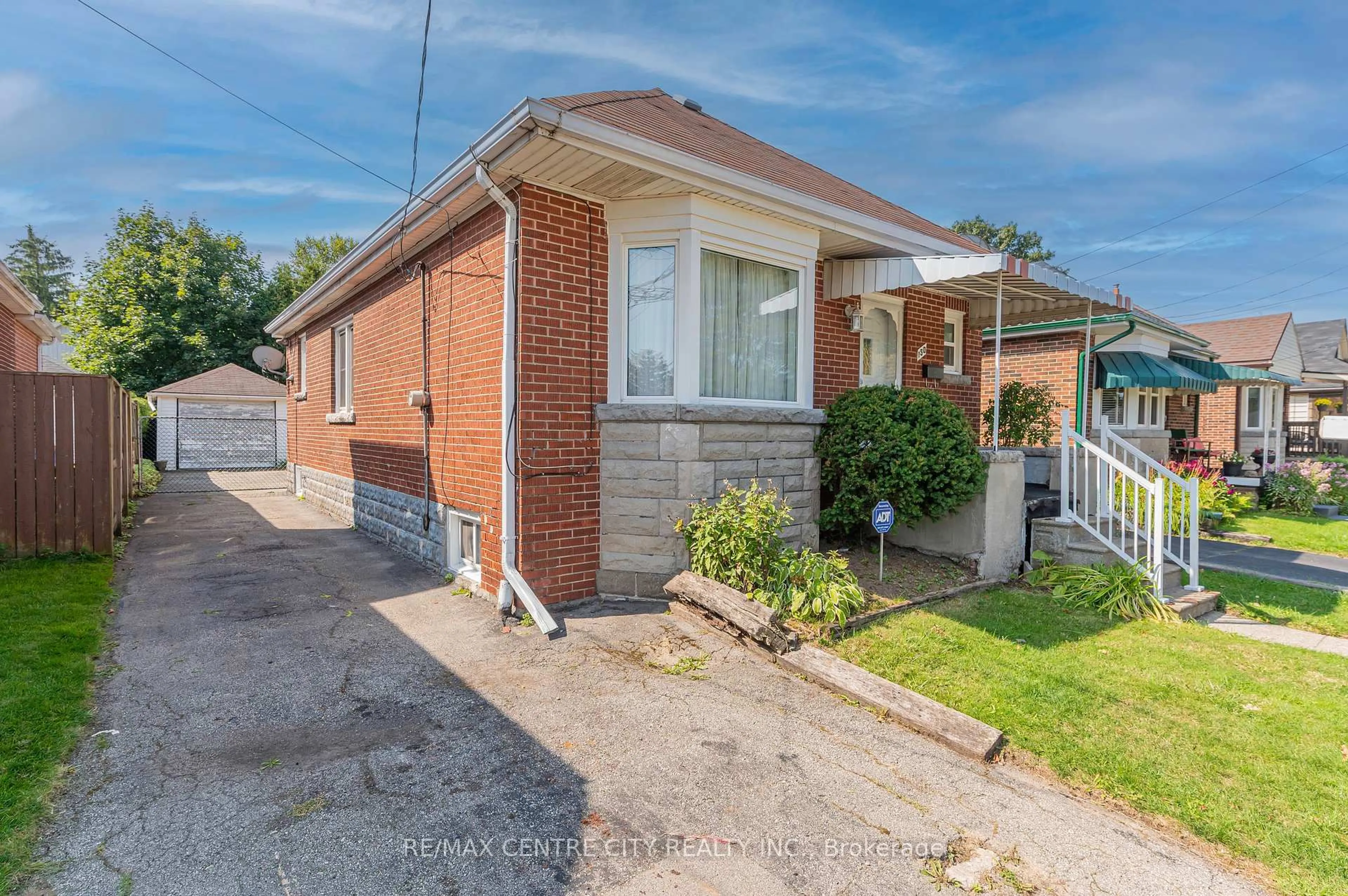 Home with brick exterior material, street for 150 Brucedale Ave, Hamilton Ontario L9A 1N6