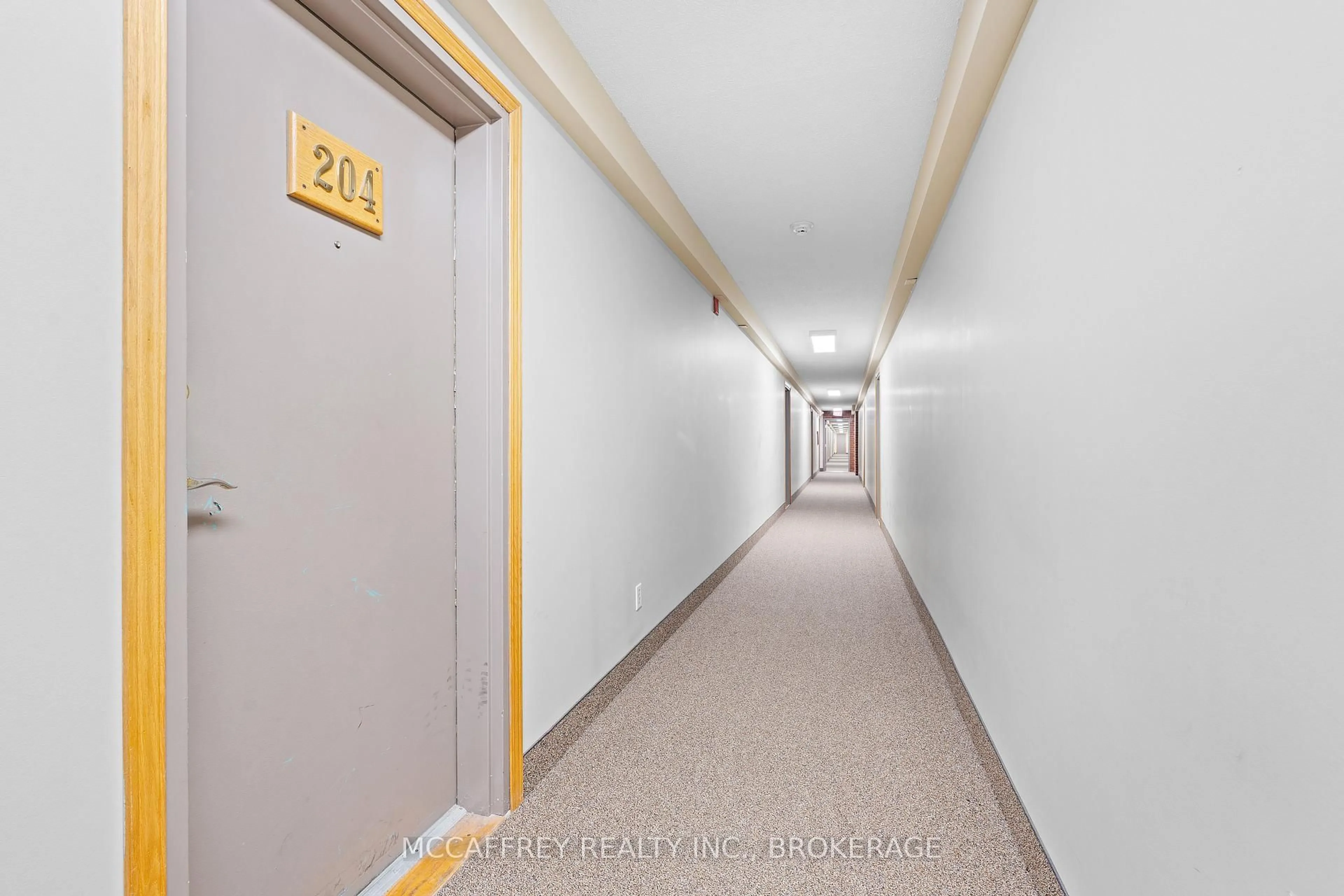 Indoor foyer for 561 Armstrong Rd #204, Kingston Ontario K7M 8J9