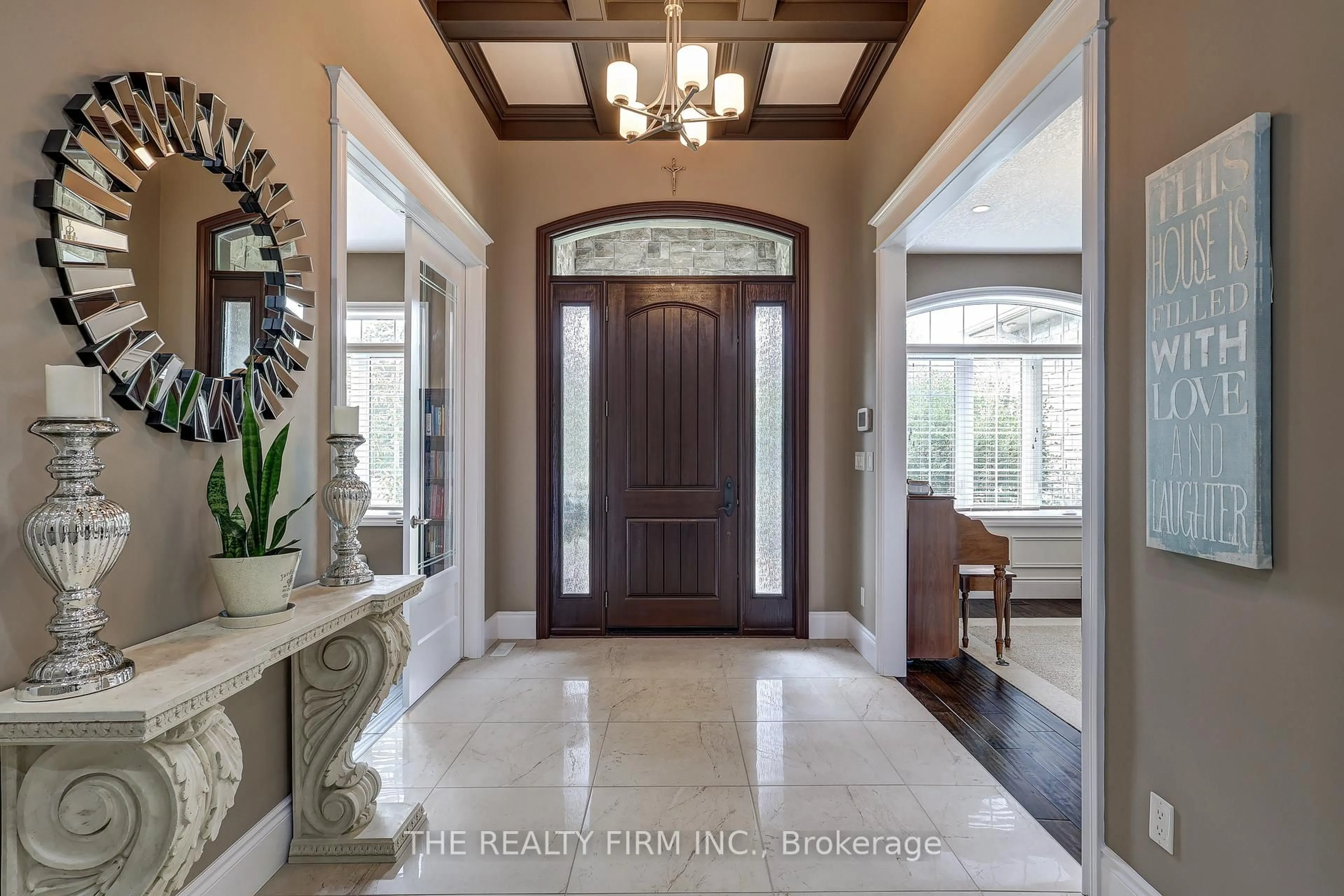 Indoor entryway for 22060 Nissouri Rd, Thames Centre Ontario N0M 2P0