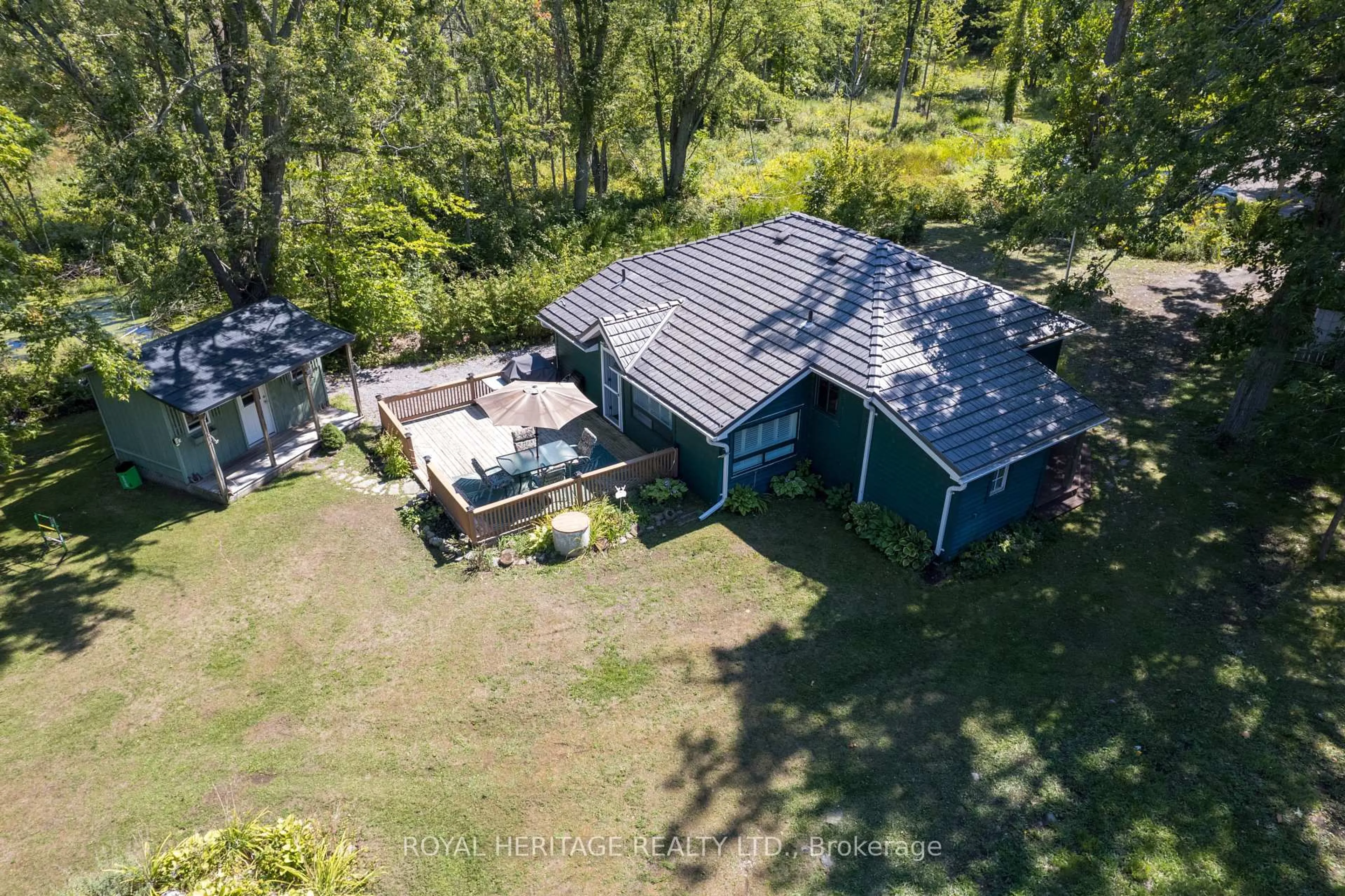 A pic from outside/outdoor area/front of a property/back of a property/a pic from drone, unknown for 40 Valley View Lane, Trent Hills Ontario K0L 1Y0