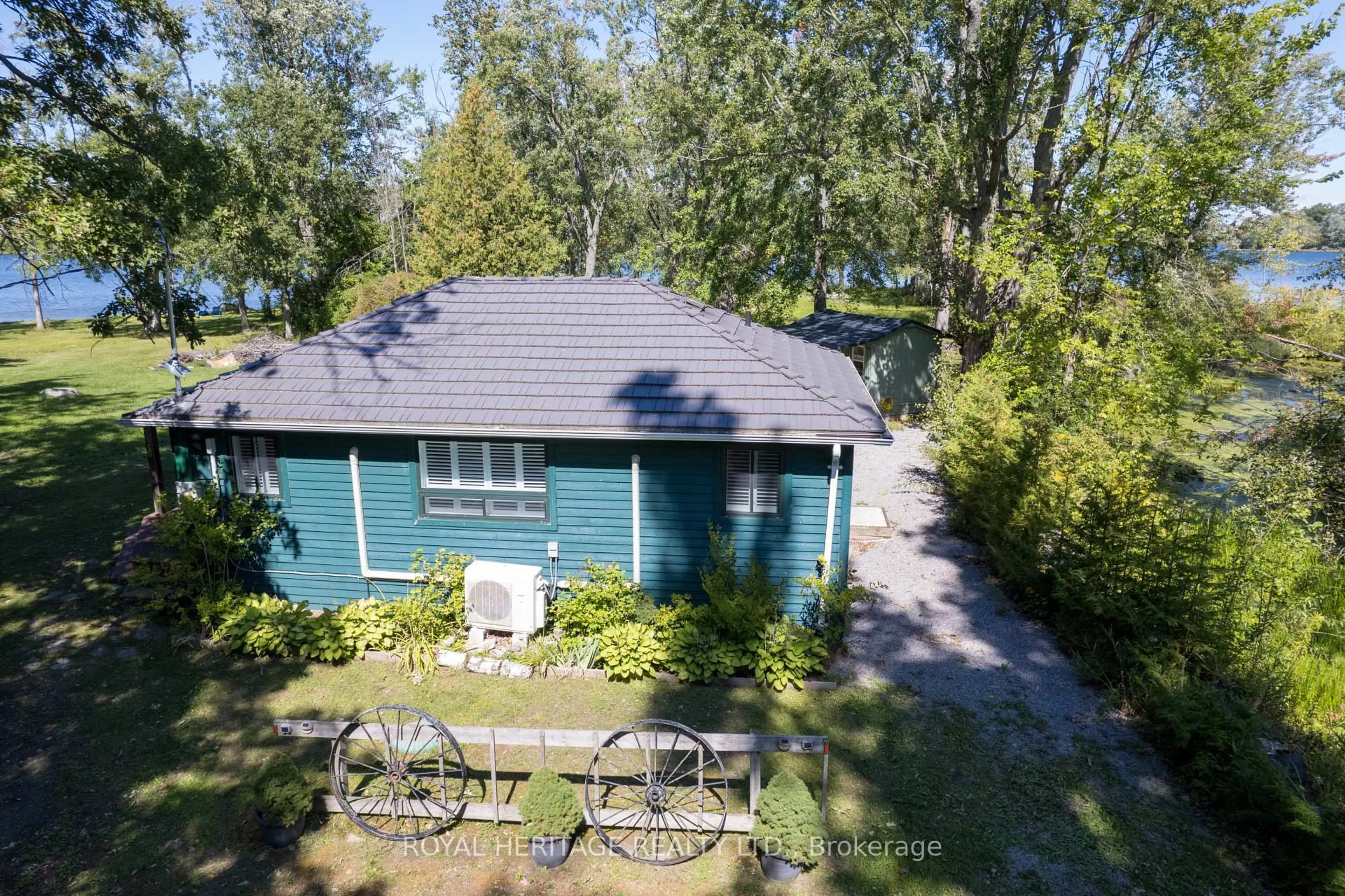A pic from outside/outdoor area/front of a property/back of a property/a pic from drone, street for 40 Valley View Lane, Trent Hills Ontario K0L 1Y0