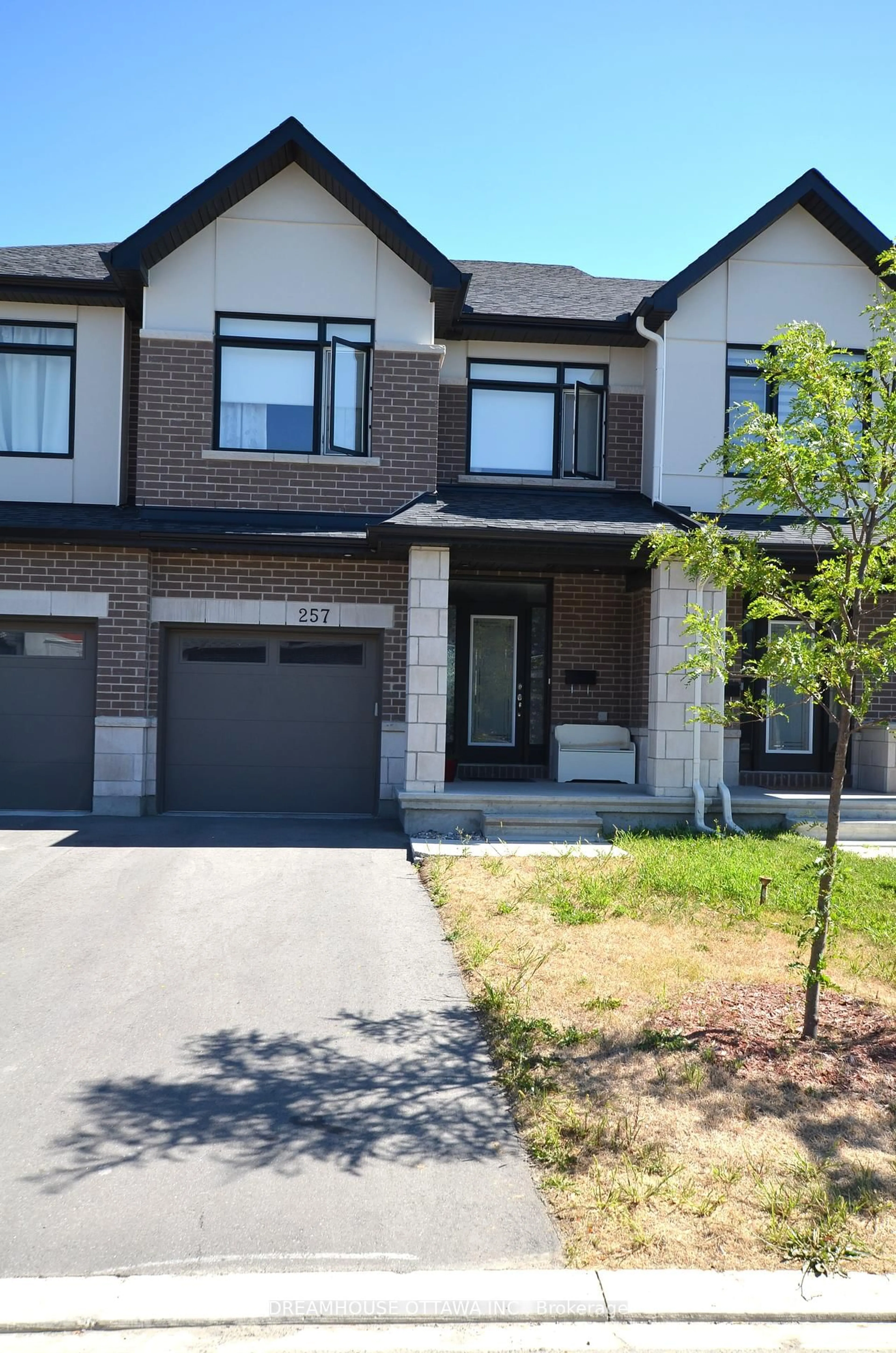Home with brick exterior material, street for 257 Finsbury Ave, Ottawa Ontario K2S 2Y2