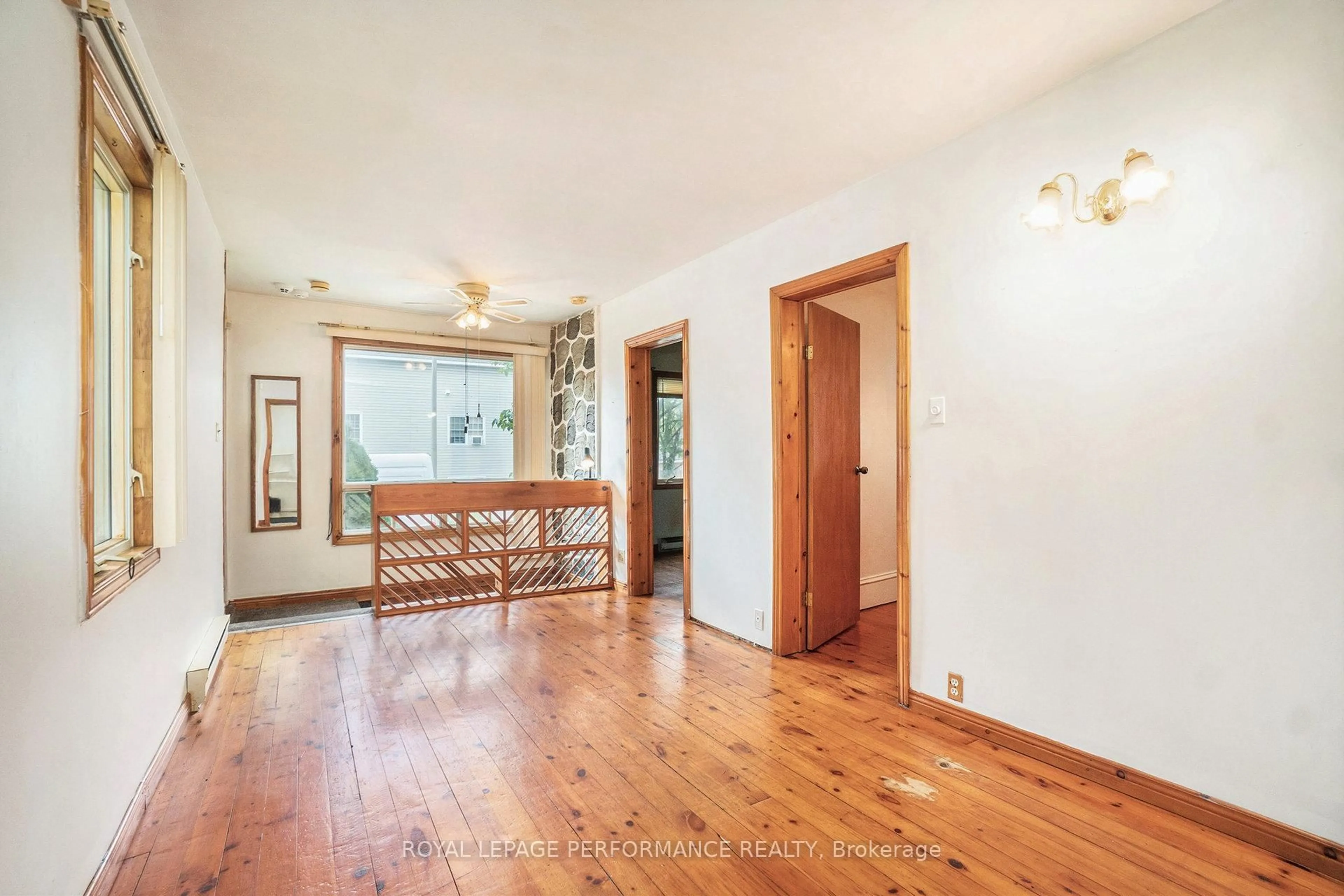 Unknown for 345 Lemoine St, Ottawa Ontario K1L 6T7