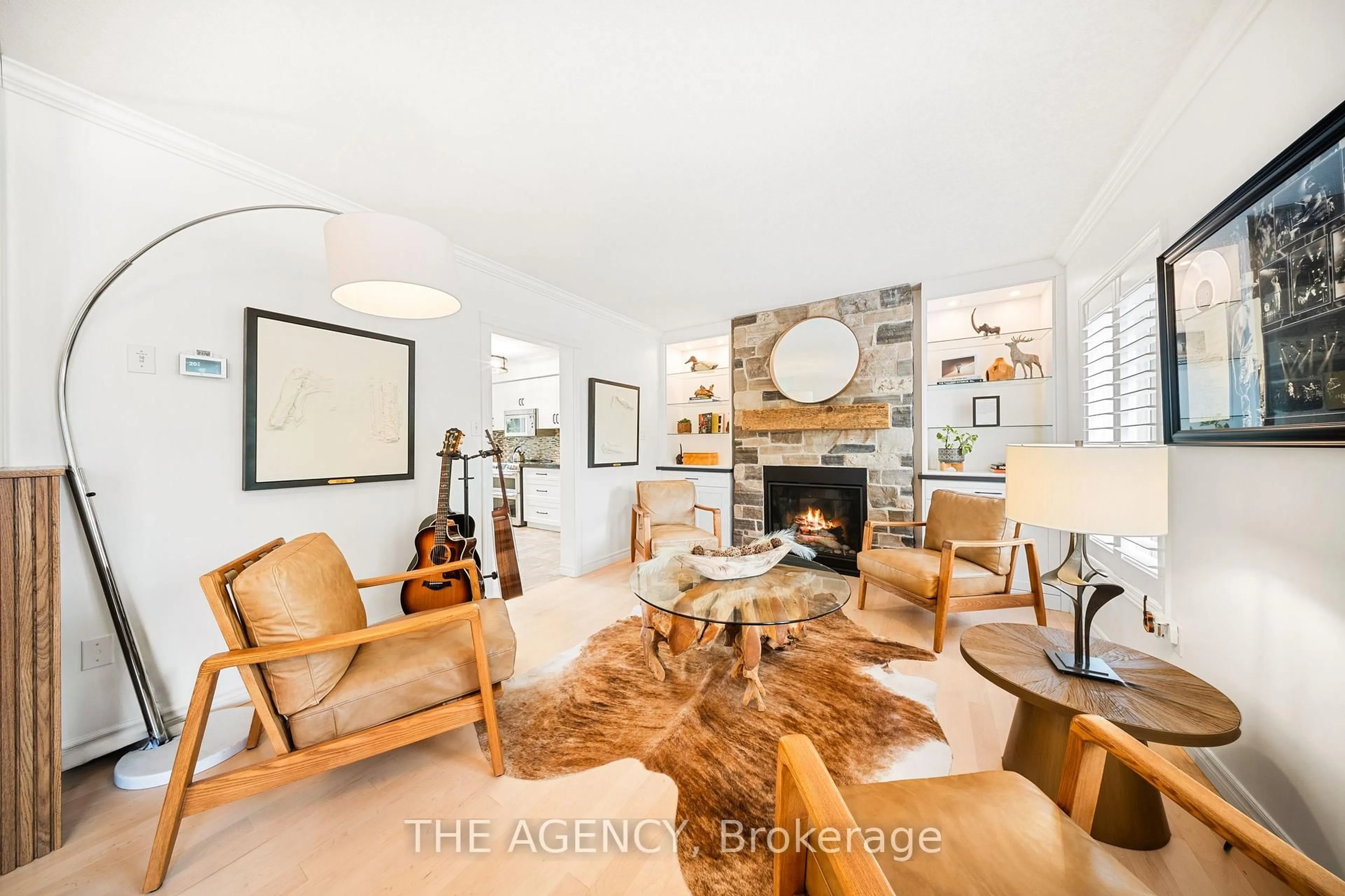 Living room with furniture, unknown for 144 Endeavour Dr, Cambridge Ontario N3C 4C9