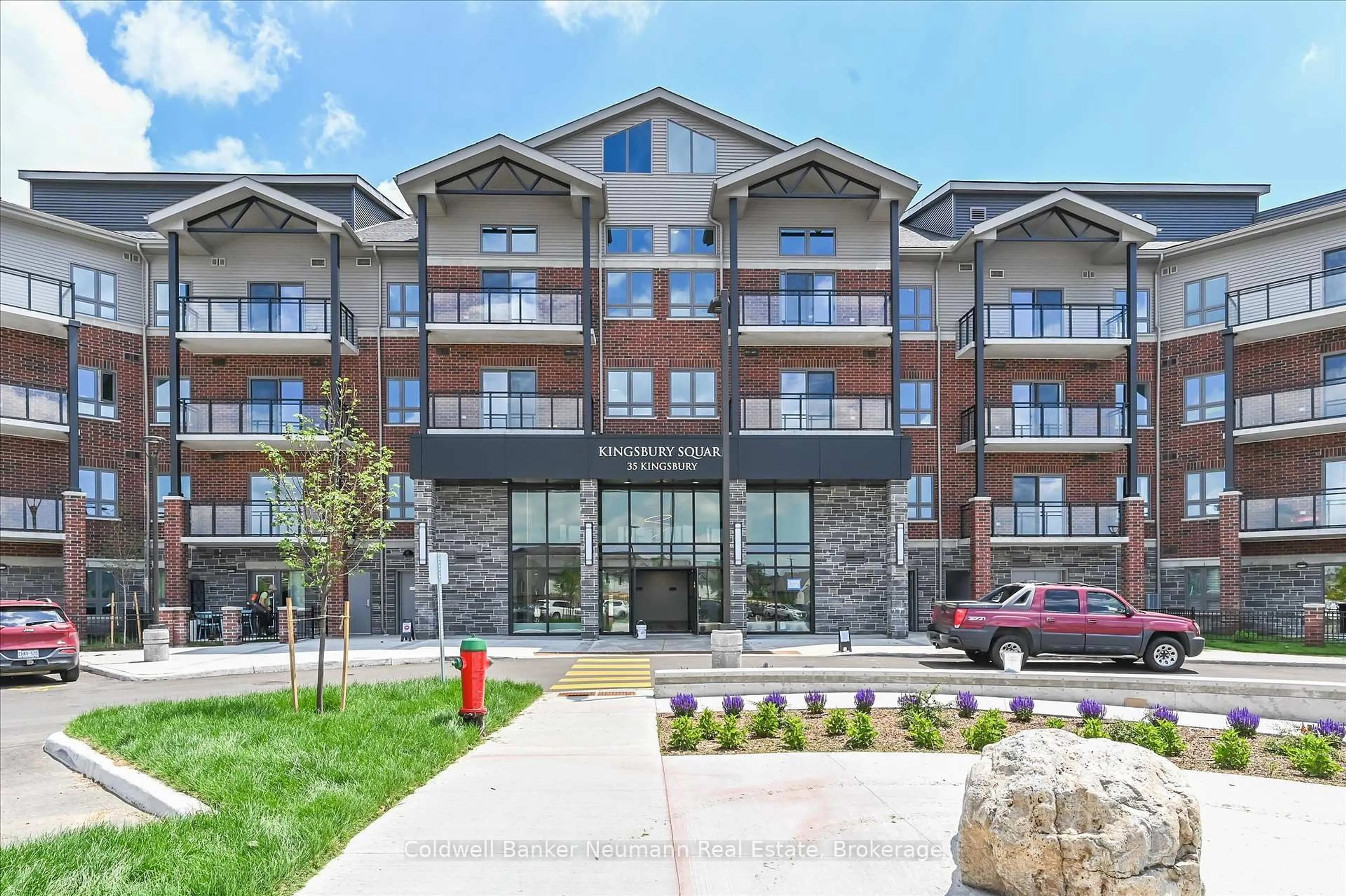 Unknown for 35 Kingsbury Sq #120, Guelph Ontario N1L 1B5