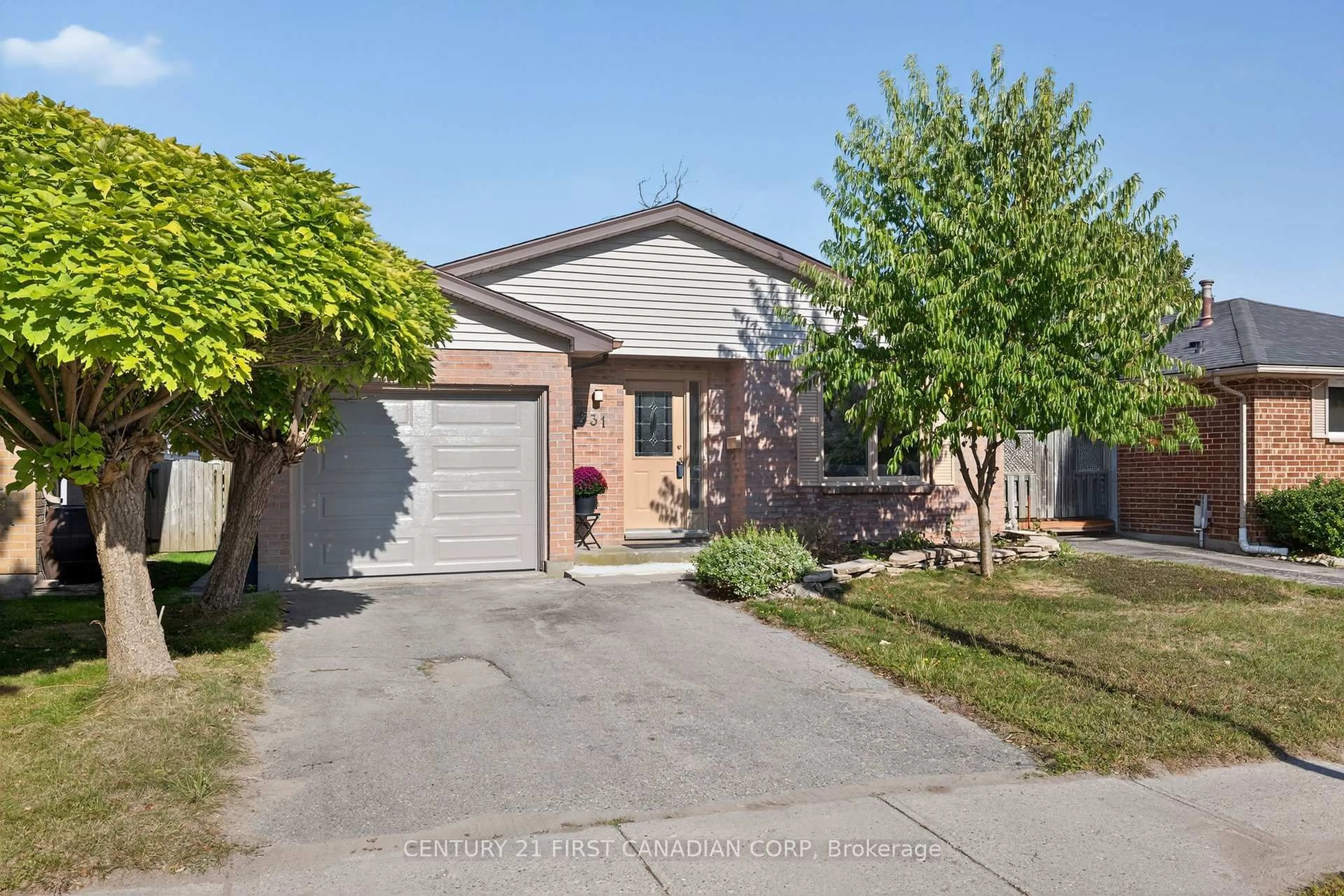 Unknown for 231 Portsmouth Cres, London East Ontario N5V 4C9