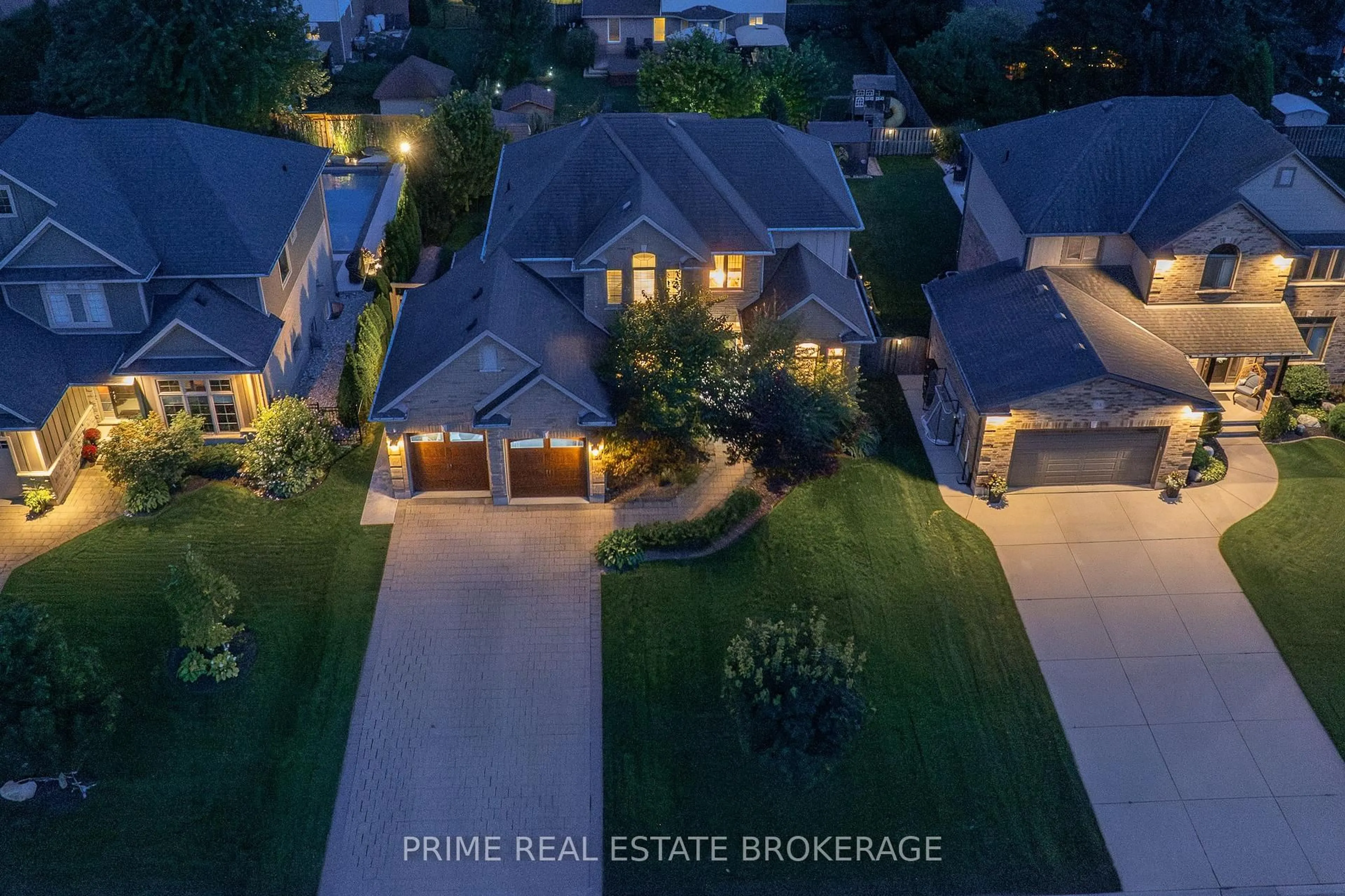 A pic from outside/outdoor area/front of a property/back of a property/a pic from drone, street for 56 Fieldstone Cres, Middlesex Centre Ontario N0L 1R0