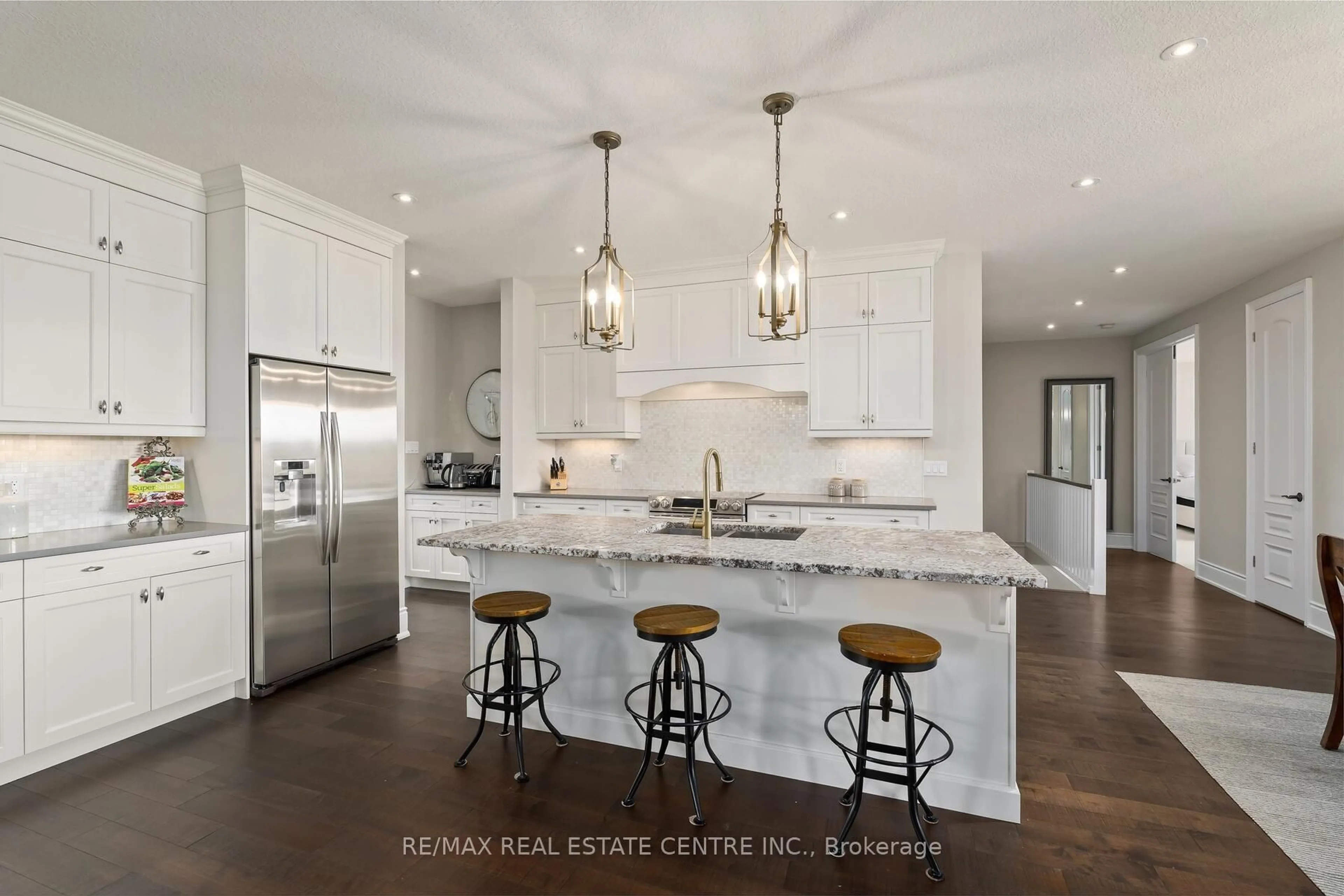 Open concept kitchen, ceramic/tile floor for 109 Crewson Crt, Erin Ontario N0B 2K0