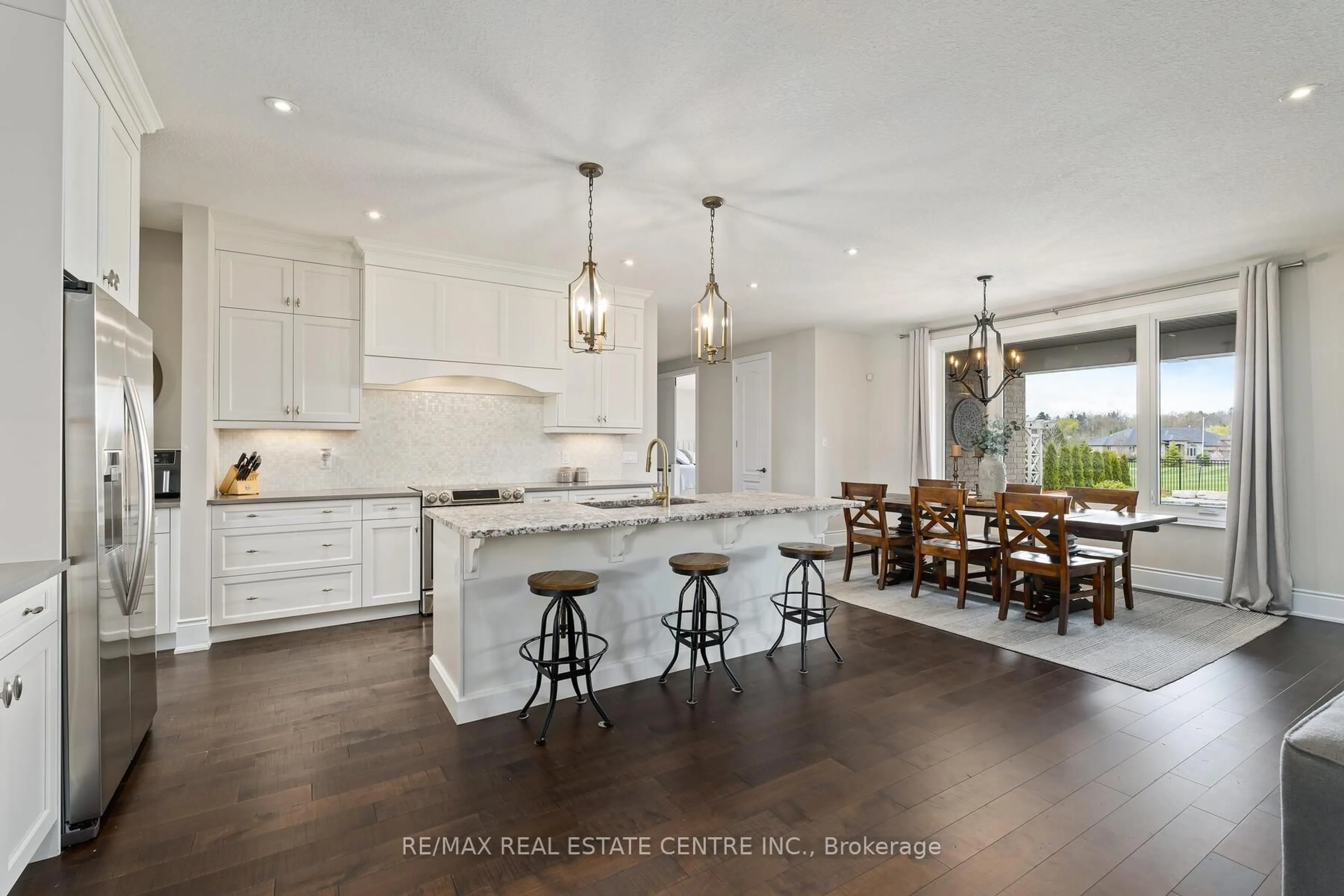 Open concept kitchen, ceramic/tile floor for 109 Crewson Crt, Erin Ontario N0B 2K0