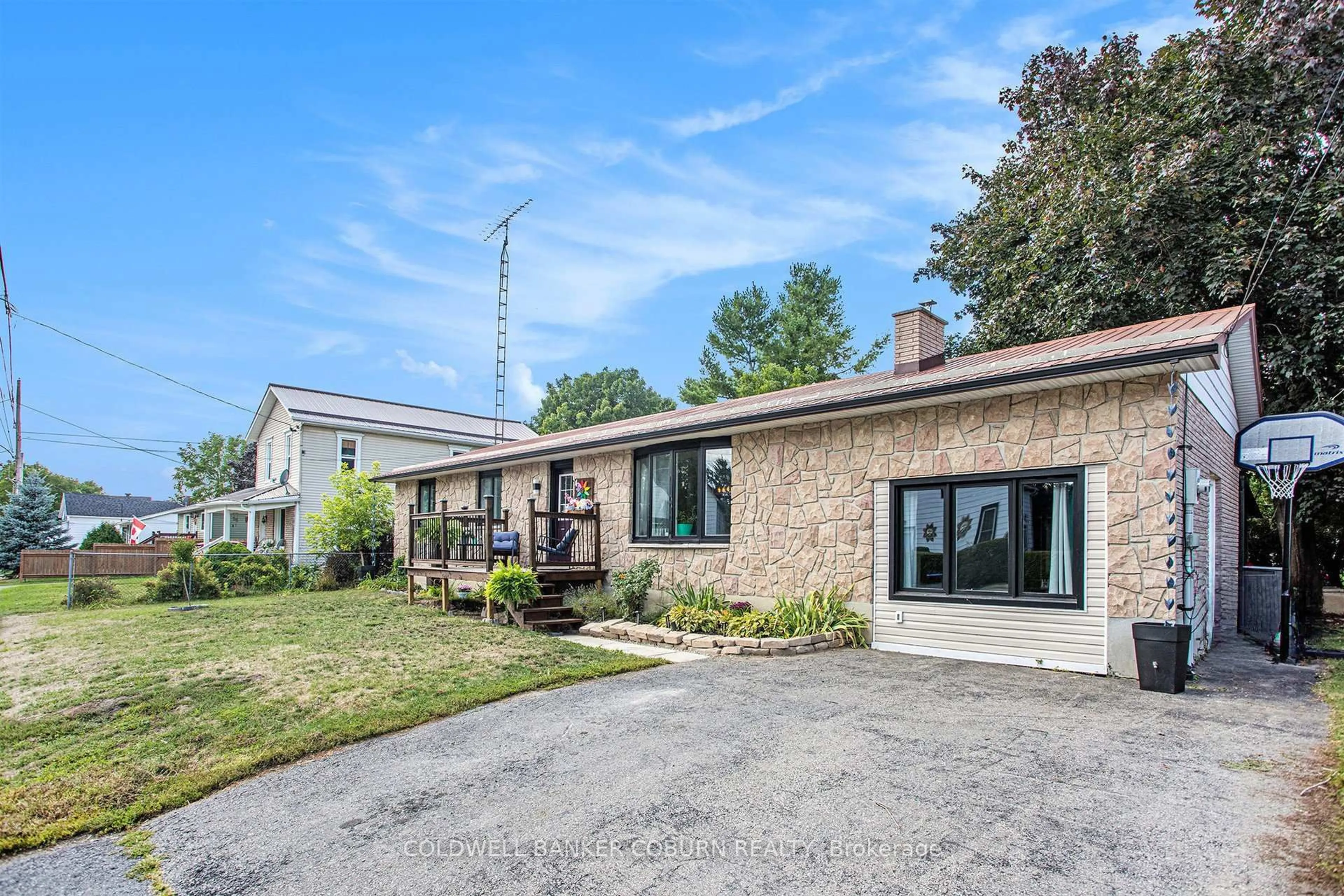 Unknown for 41 Hummel St, North Dundas Ontario K0C 1H0