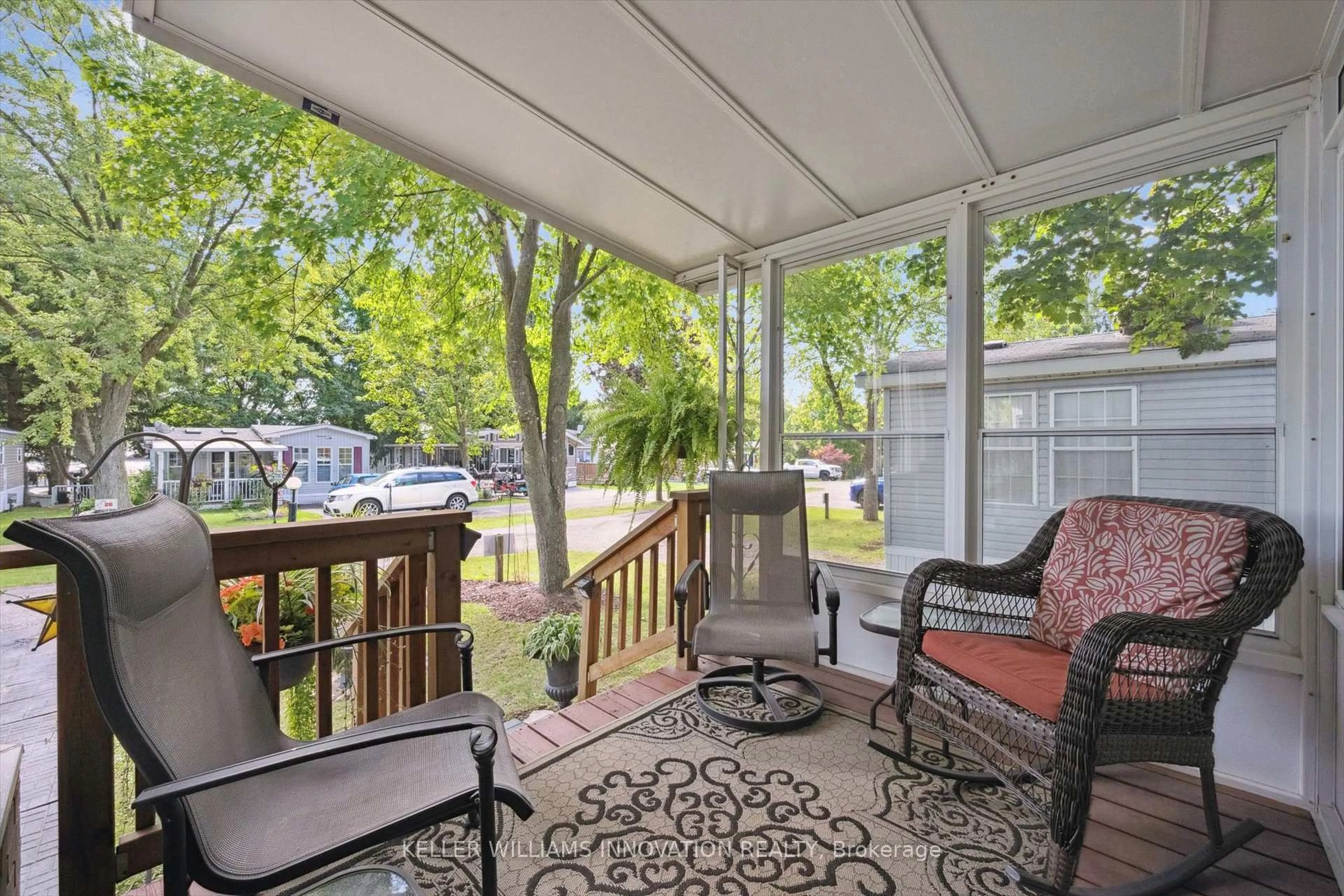 Patio, water/lake/river/ocean view for 580 Beaver Creek Rd #29, Waterloo Ontario N2V 3Z4