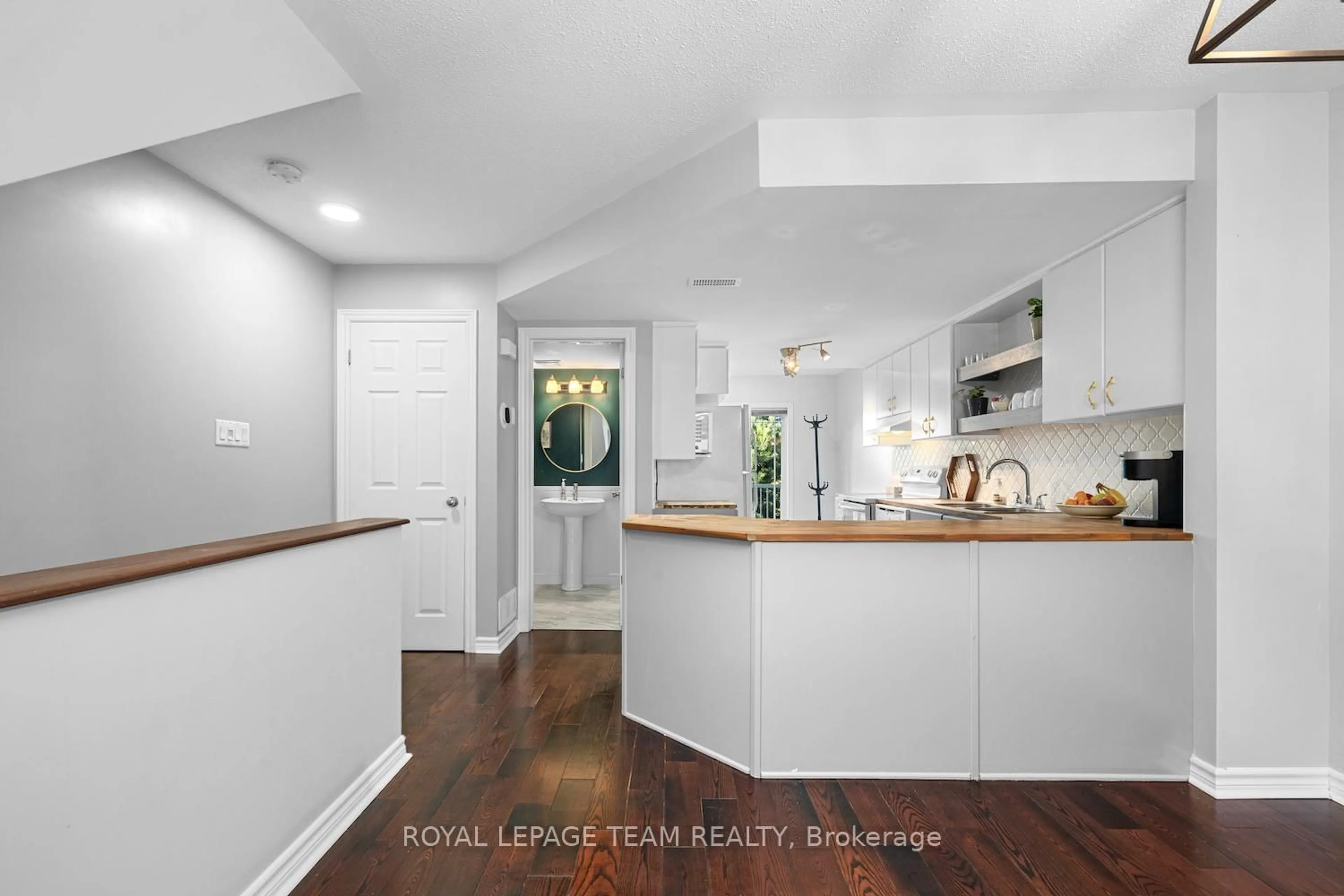 Open concept kitchen, unknown for 239 Paseo Private, Ottawa Ontario K2G 4N5