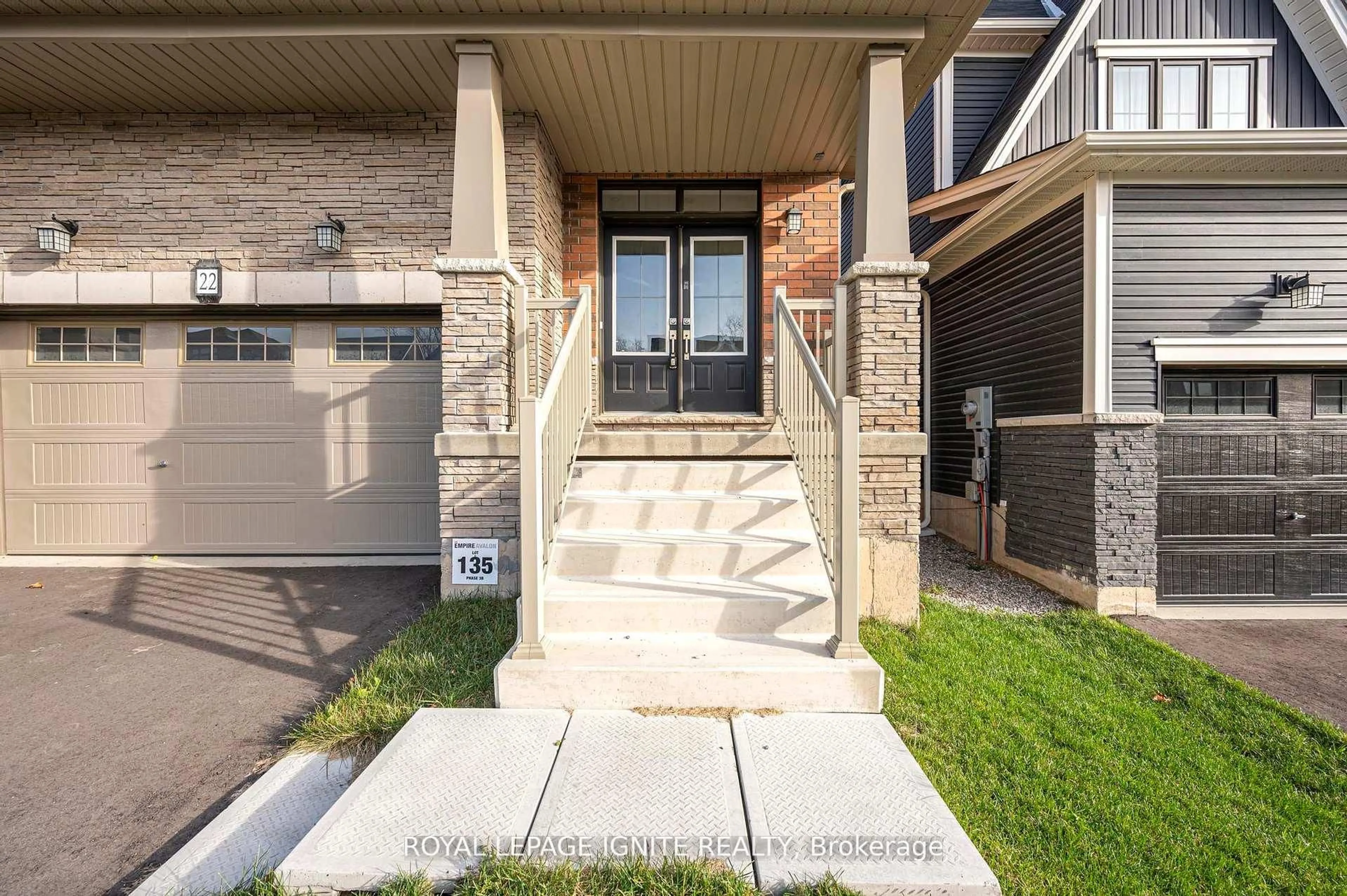 Home with brick exterior material, street for 22 Sundin Dr, Haldimand Ontario N3W 0H1