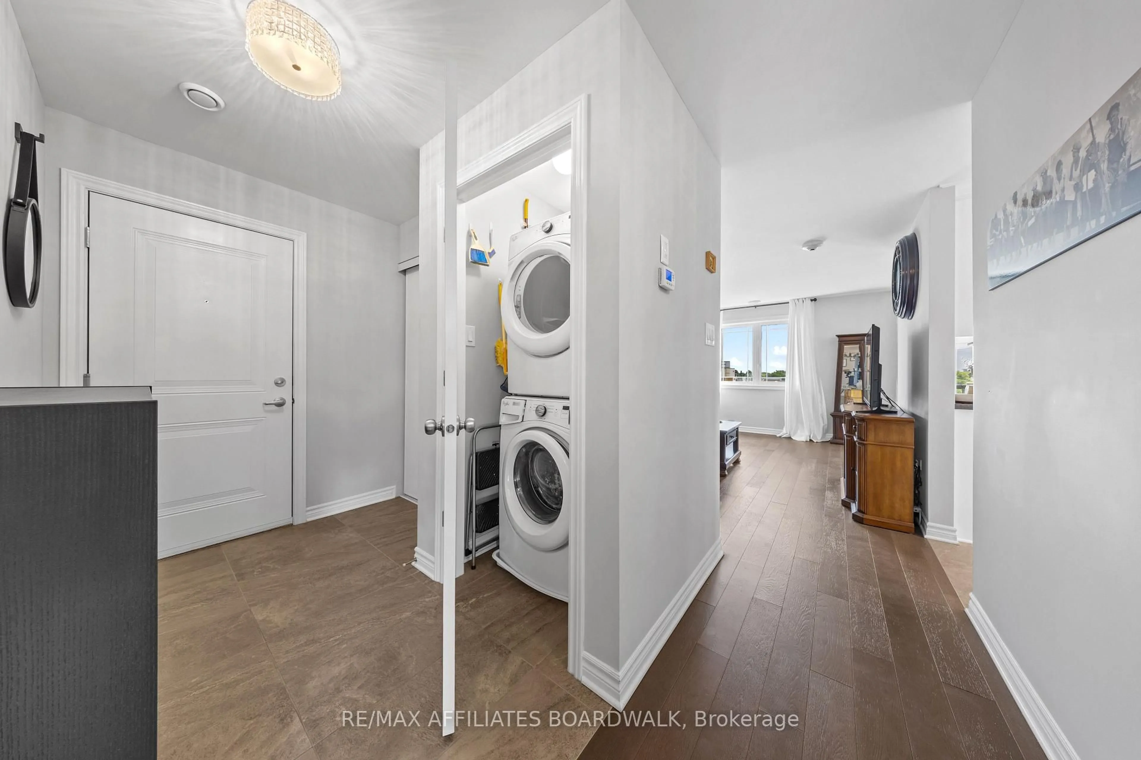 Laundry room for 340 Tribeca Private #13, Ottawa Ontario K2J 6B4