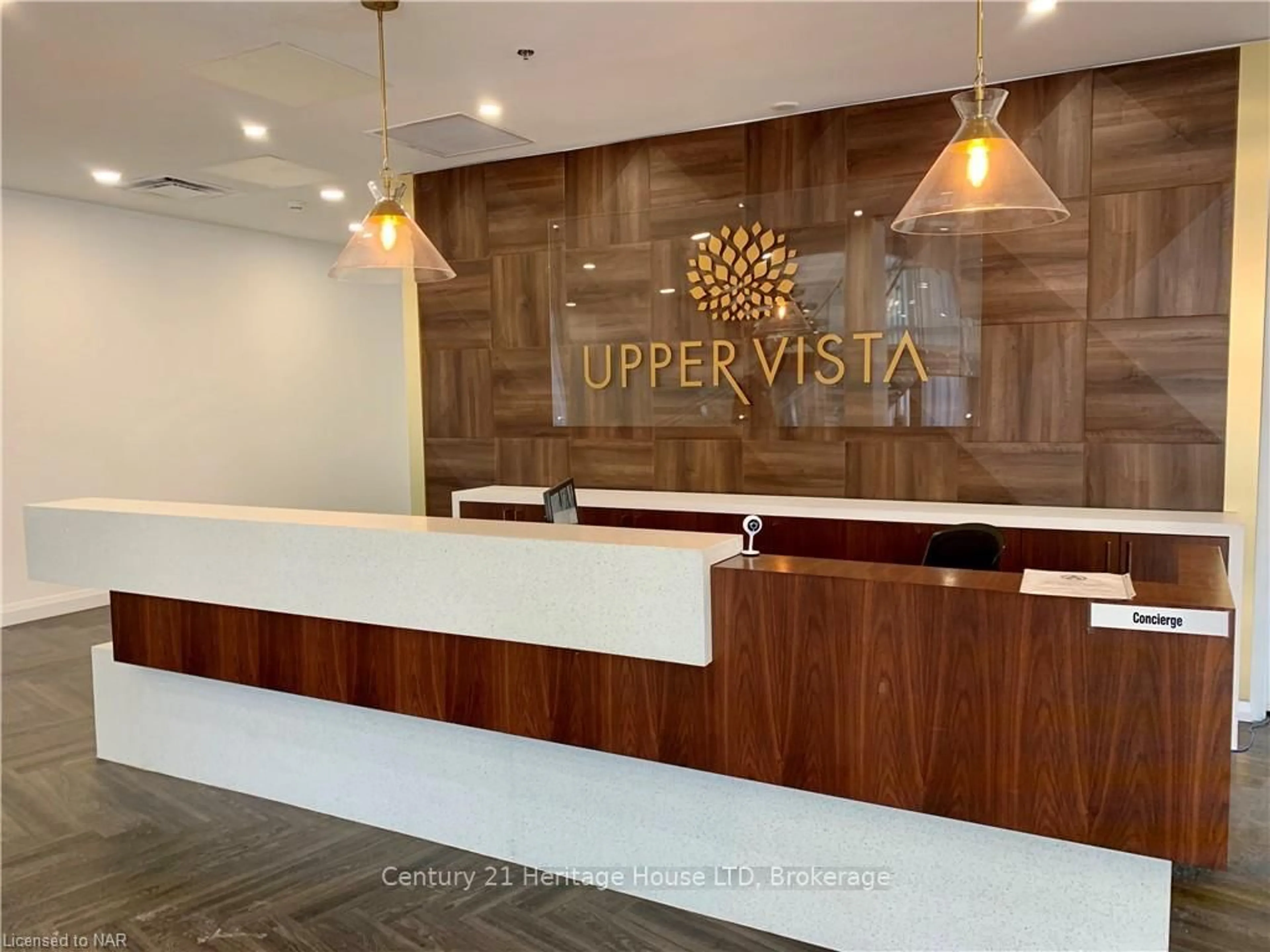 Indoor foyer for 7711 Green Vista Gate #716, Niagara Falls Ontario L2G 0Y9