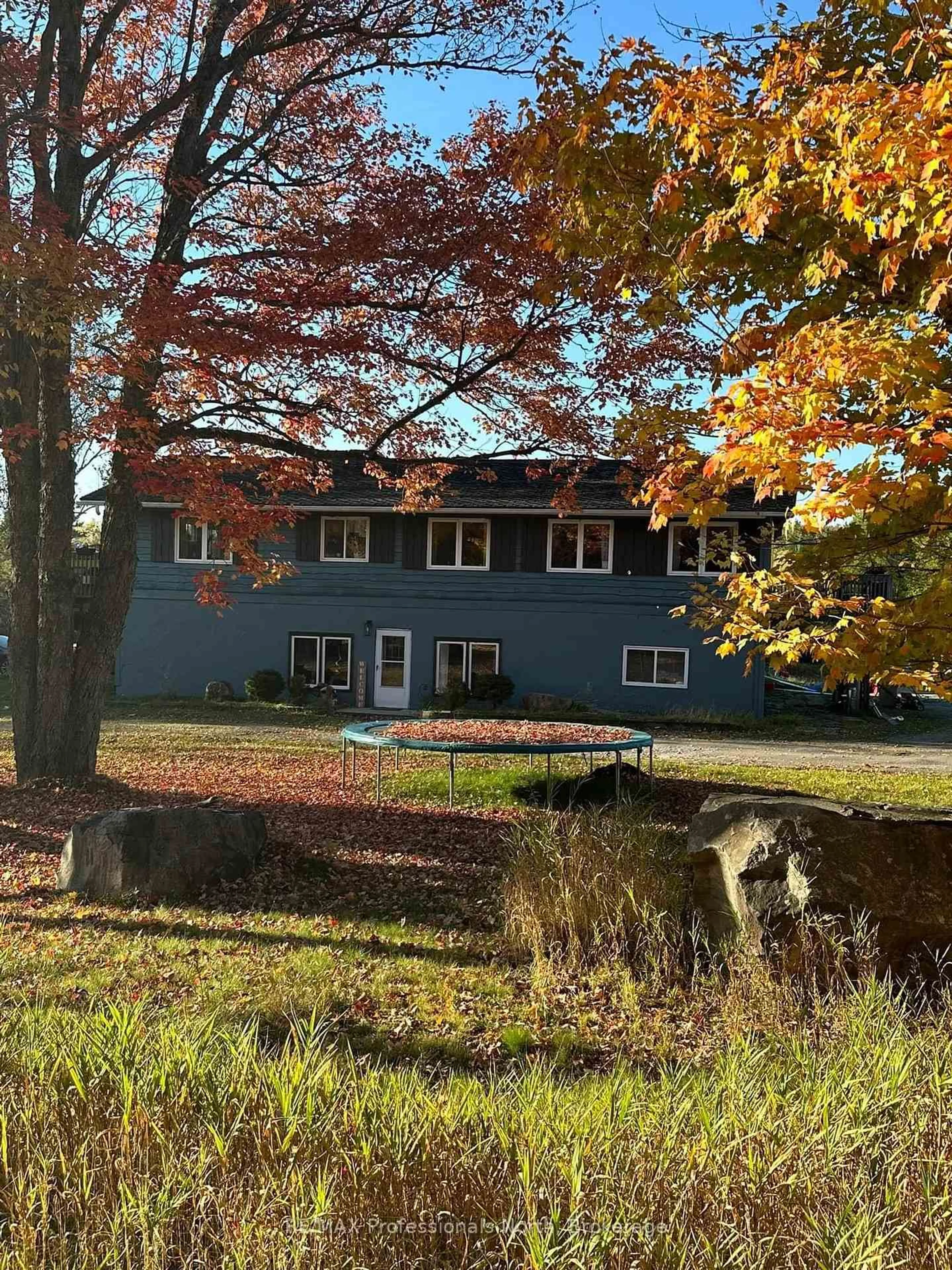 Unknown for 204 MINERAL SPRINGS Rd, Huntsville Ontario P1H 2N5