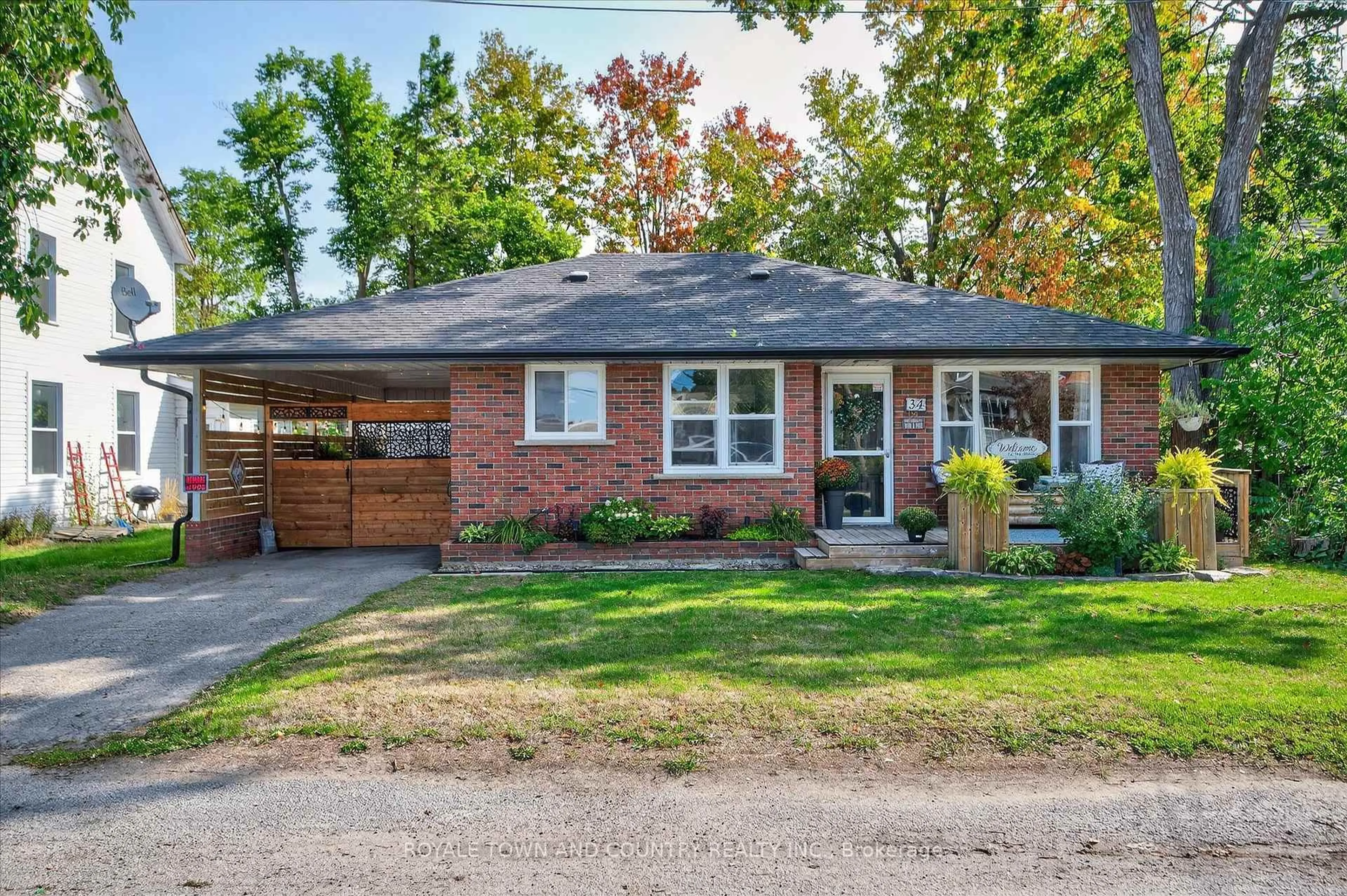 Home with brick exterior material, street for 34 WILLIAM St, Kawartha Lakes Ontario K0M 1A0