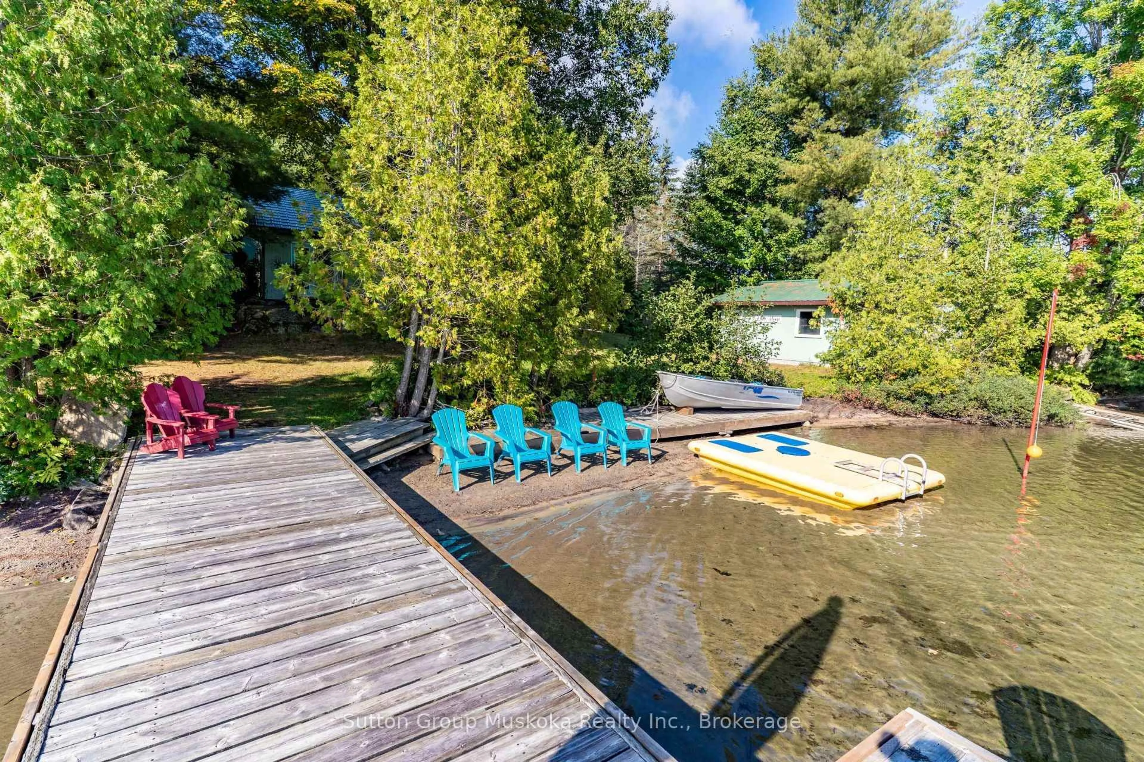 Patio, water/lake/river/ocean view for 178 LONG POINT Rd, Huntsville Ontario P0B 1M0