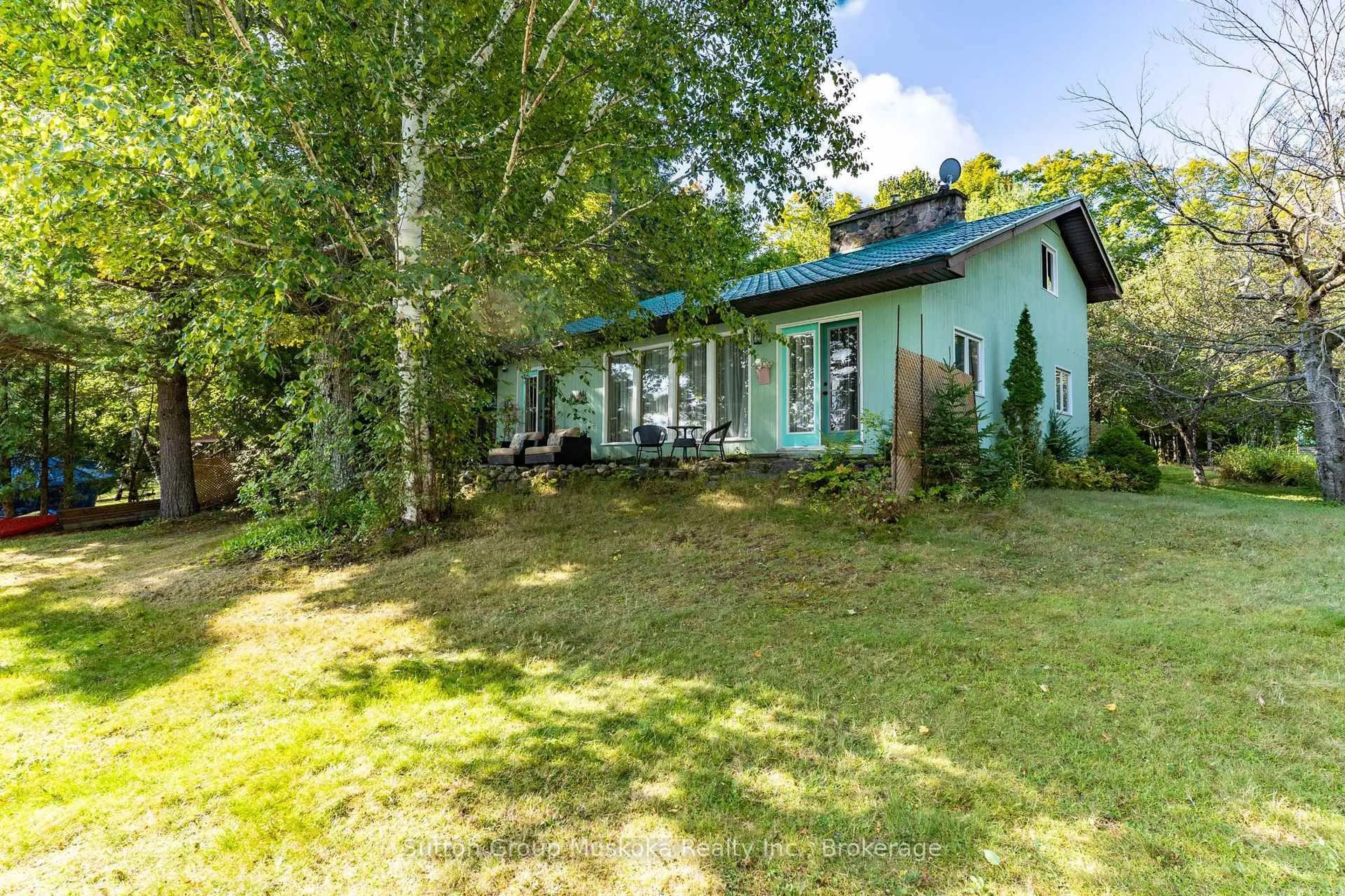 A pic from outside/outdoor area/front of a property/back of a property/a pic from drone, forest/trees view for 178 LONG POINT Rd, Huntsville Ontario P0B 1M0