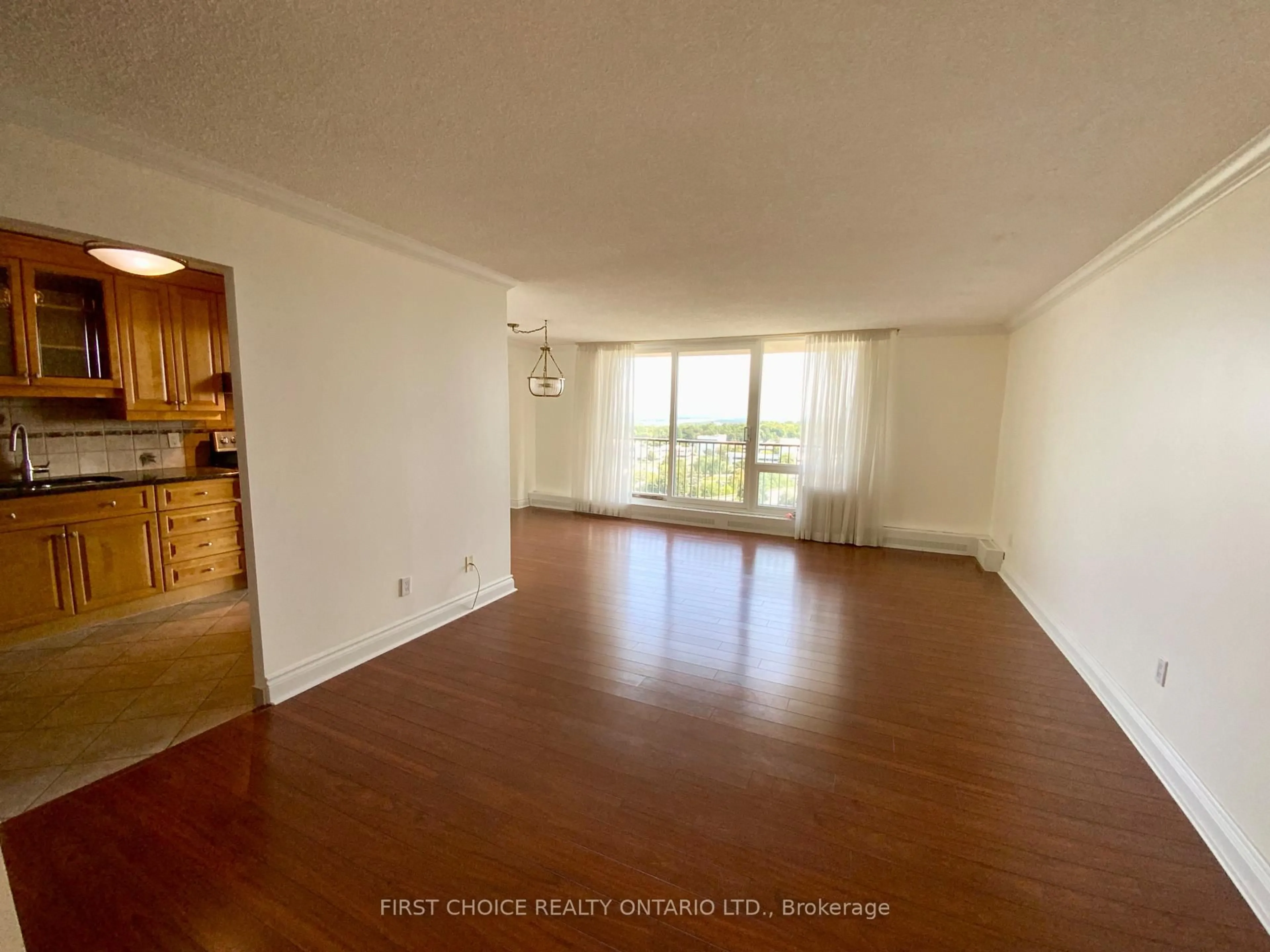 A pic of a room for 665 Bathgate Dr #1708, Ottawa Ontario K1K 3Y4