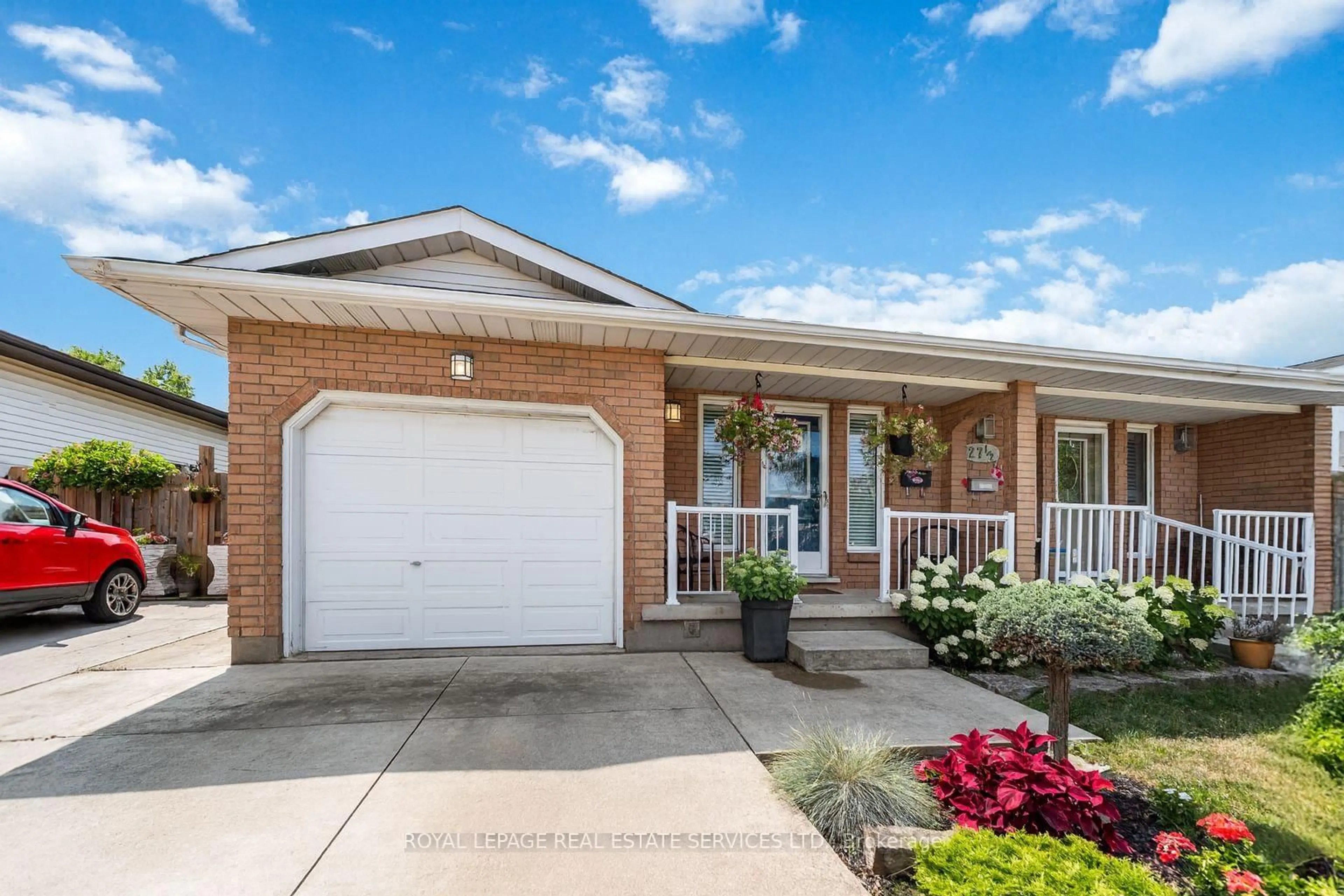 Home with brick exterior material, street for 27 Cartier Dr, Thorold Ontario L2V 4H9
