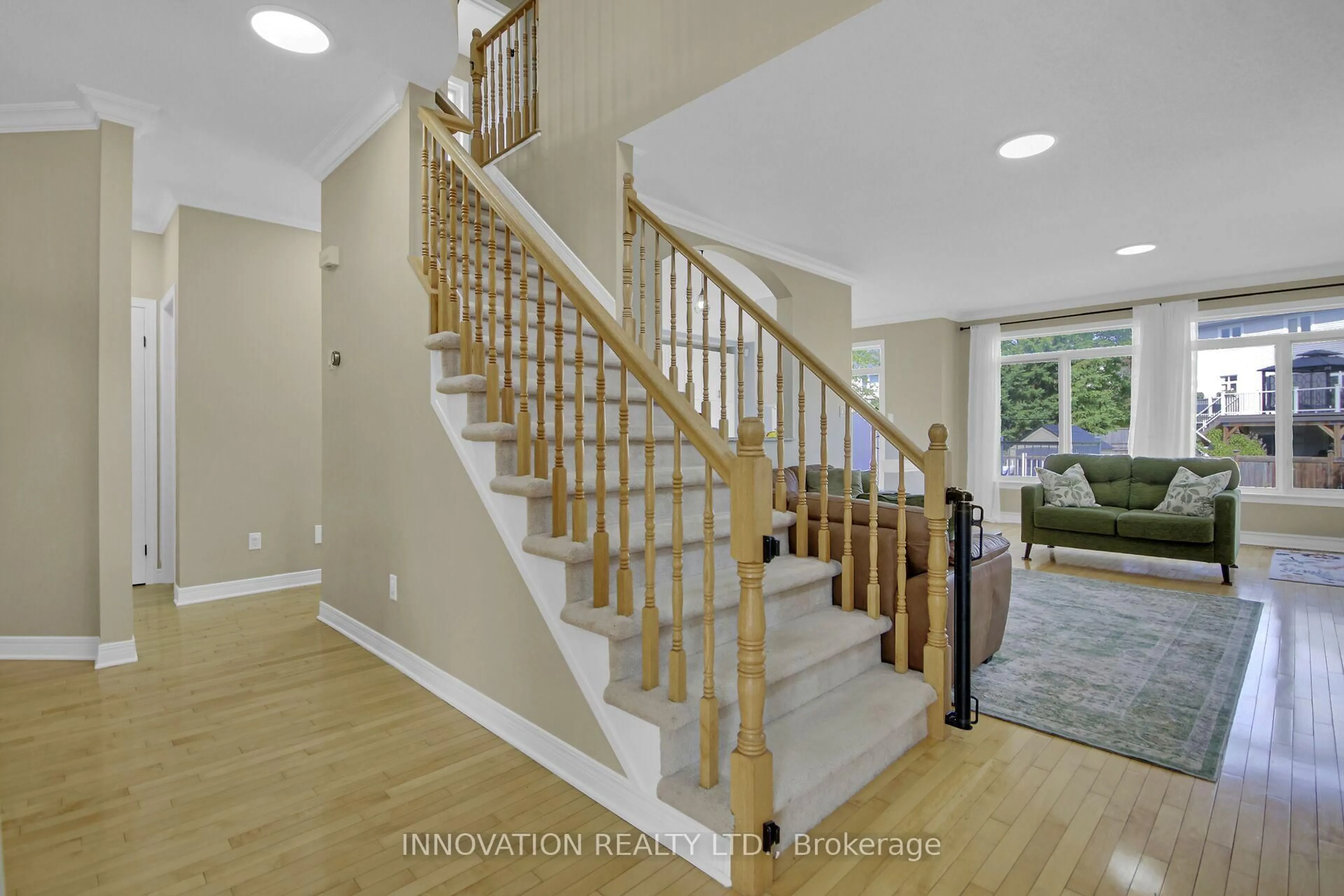 Unknown for 16 Sauble Dr, Ottawa Ontario K2M 2Y3