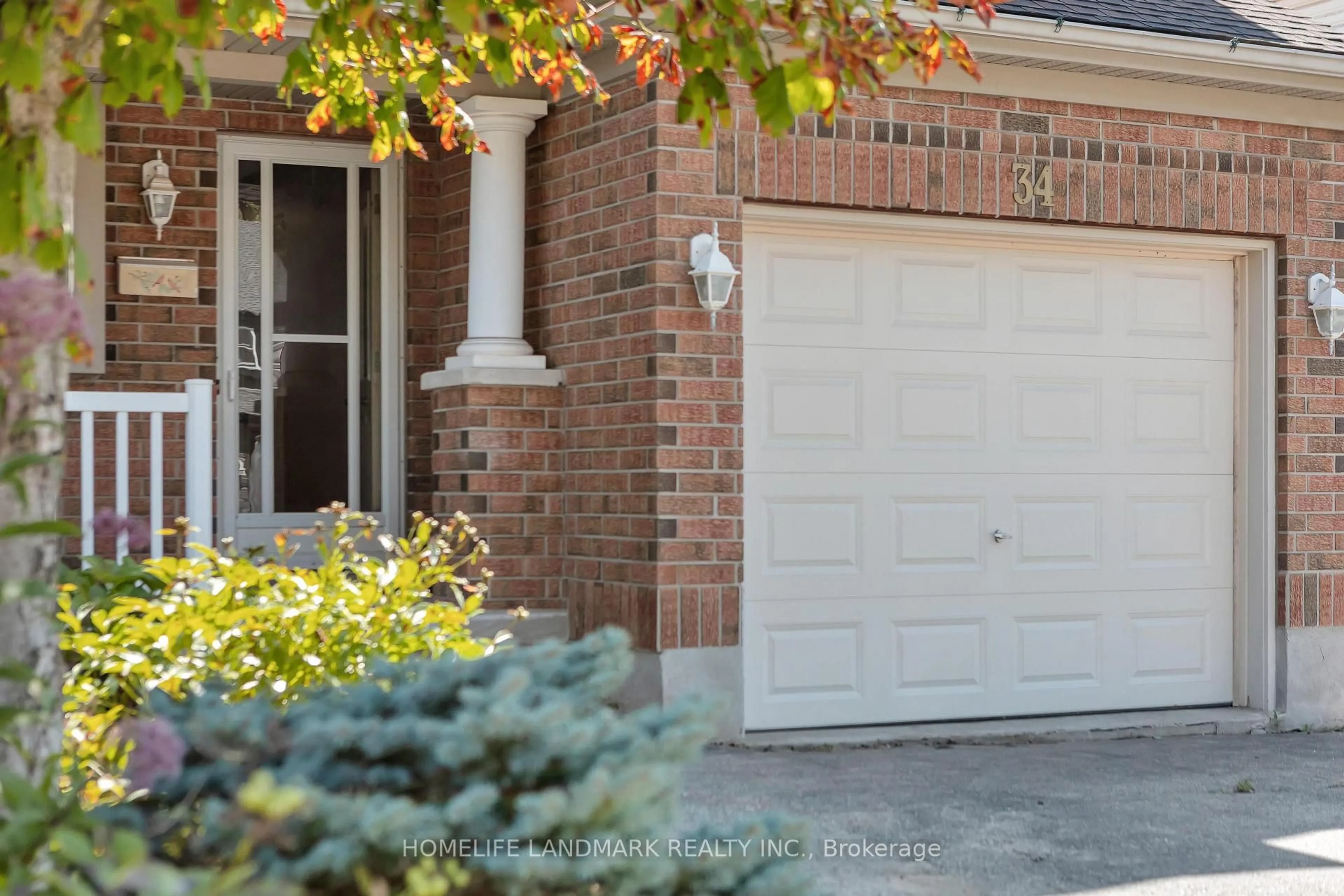 Home with brick exterior material, street for 34 Southcreek Tr, Guelph Ontario N1G 4Y9