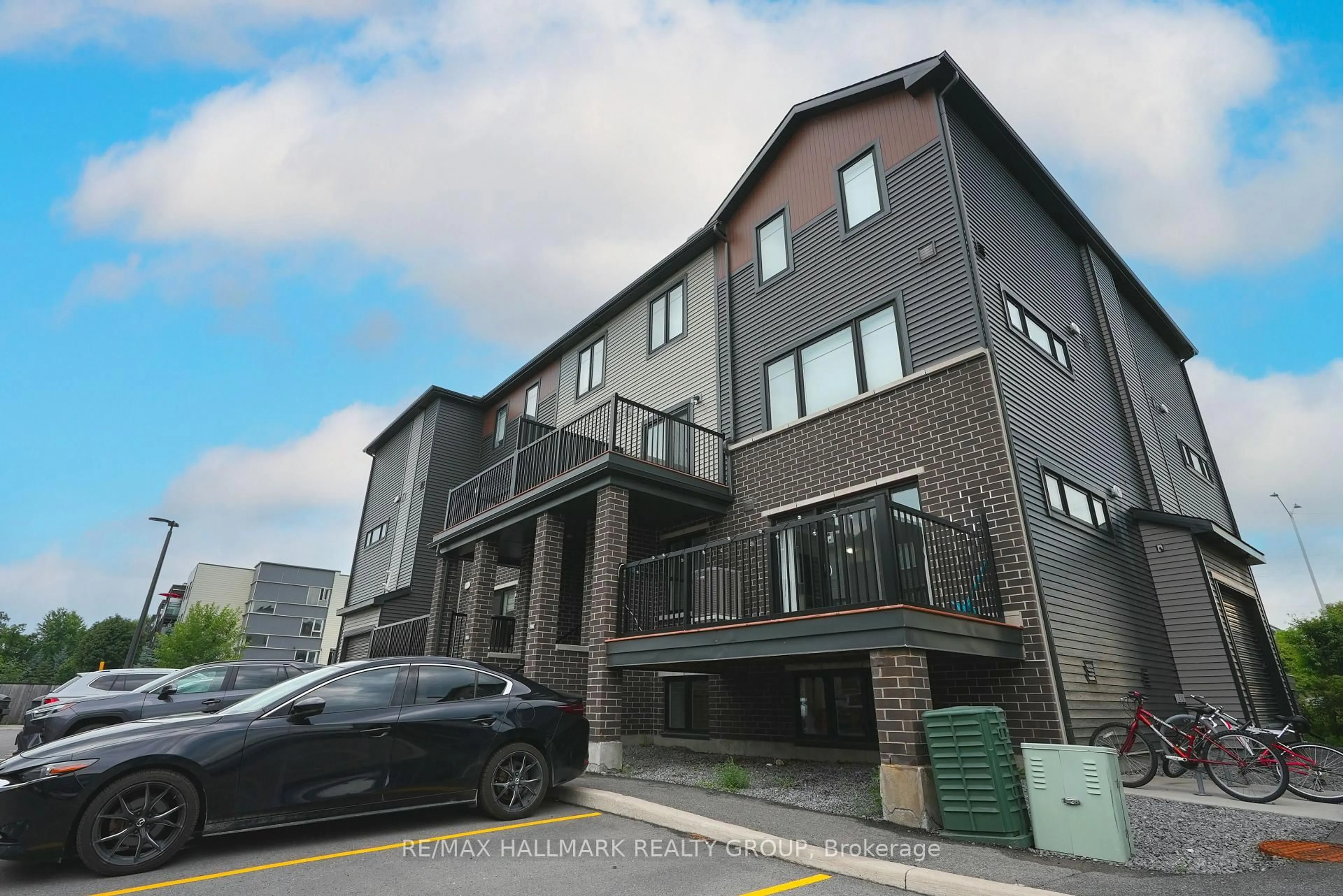 Unknown for 500 Eldorado Private #C, Ottawa Ontario K2K 1X9