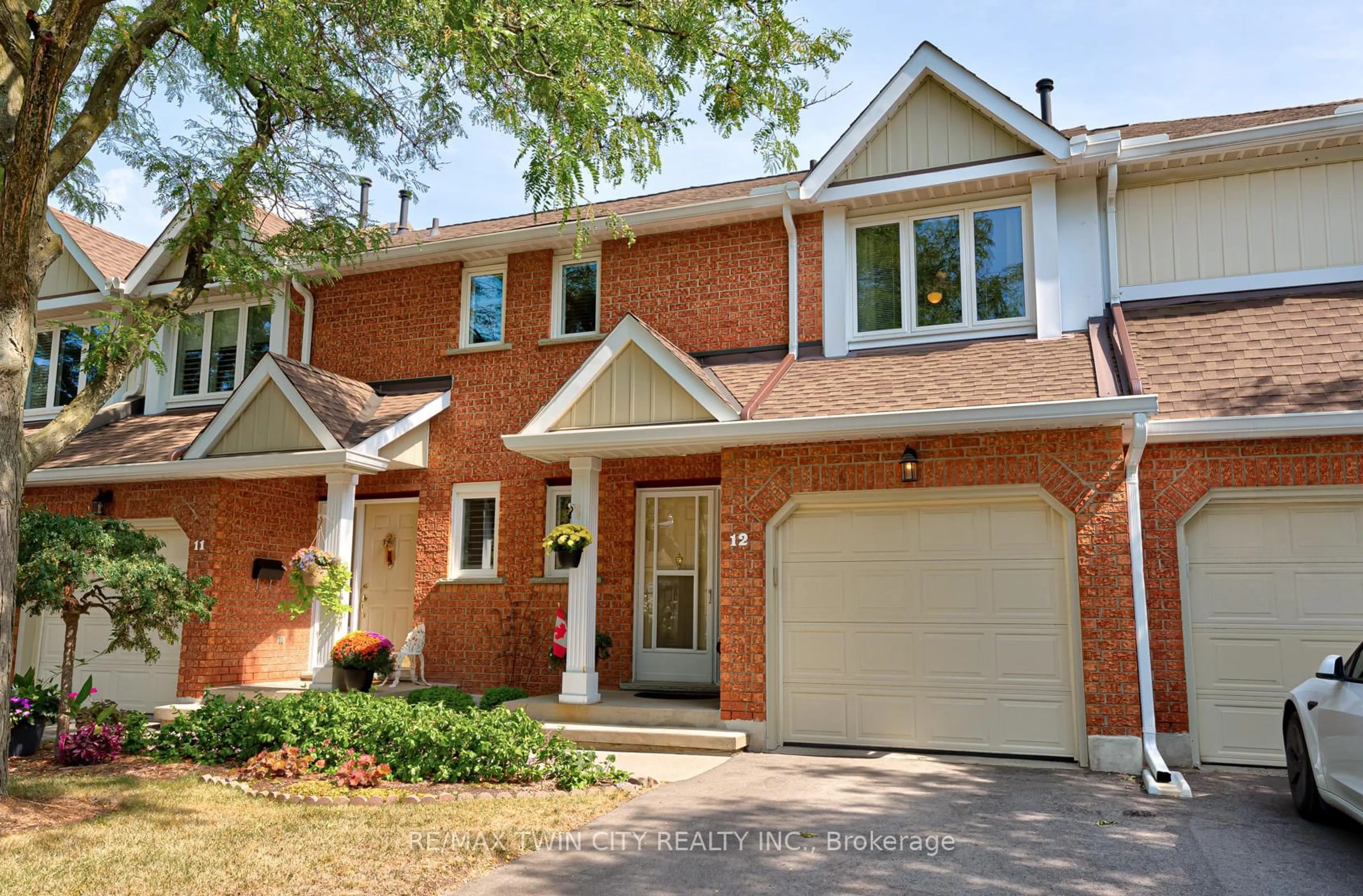Home with brick exterior material, street for 523 Beechwood Dr #12, Waterloo Ontario N2T 2G7