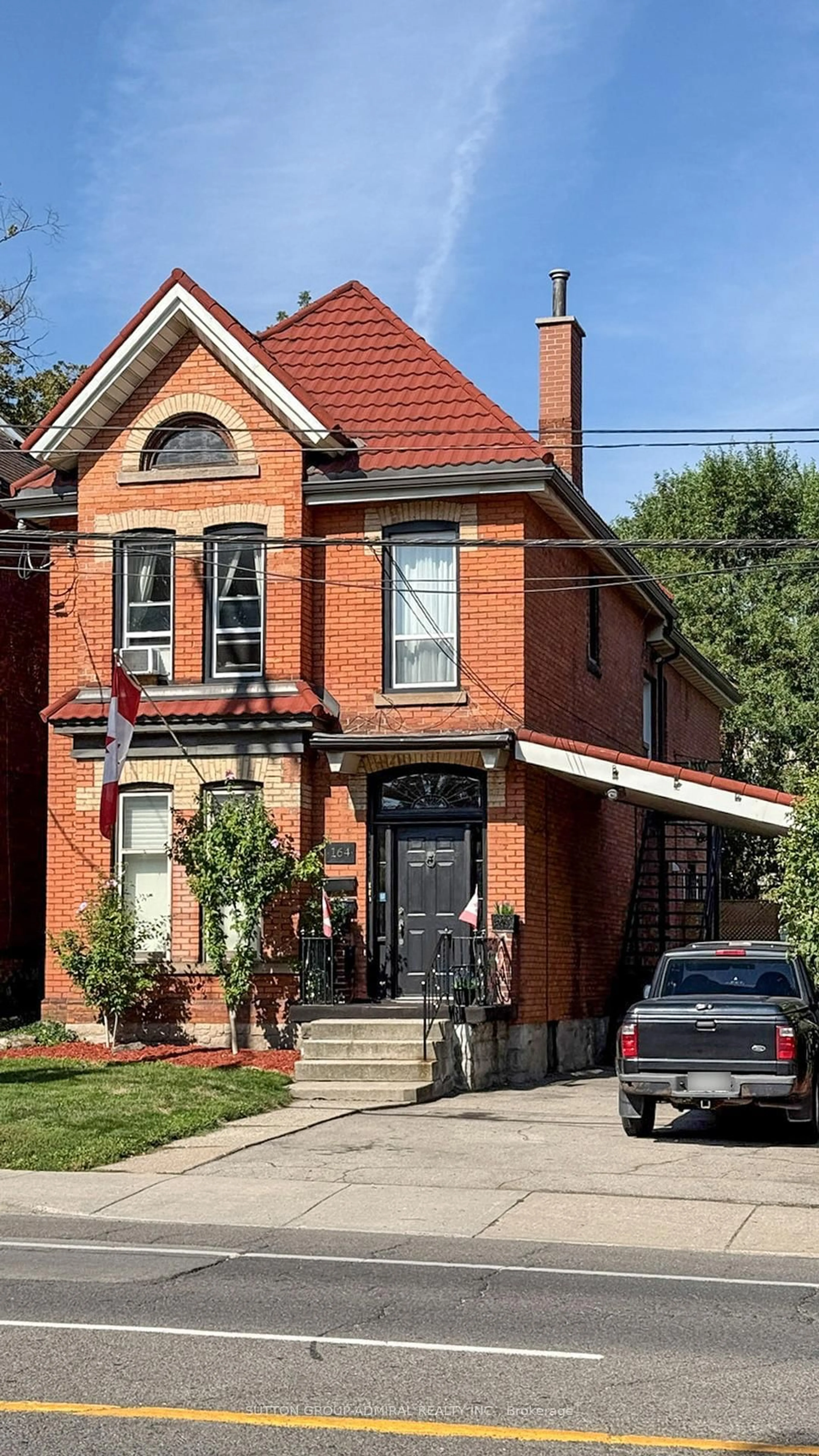 Home with brick exterior material, street for 164 WENTWORTH St, Hamilton Ontario L8N 2Z2