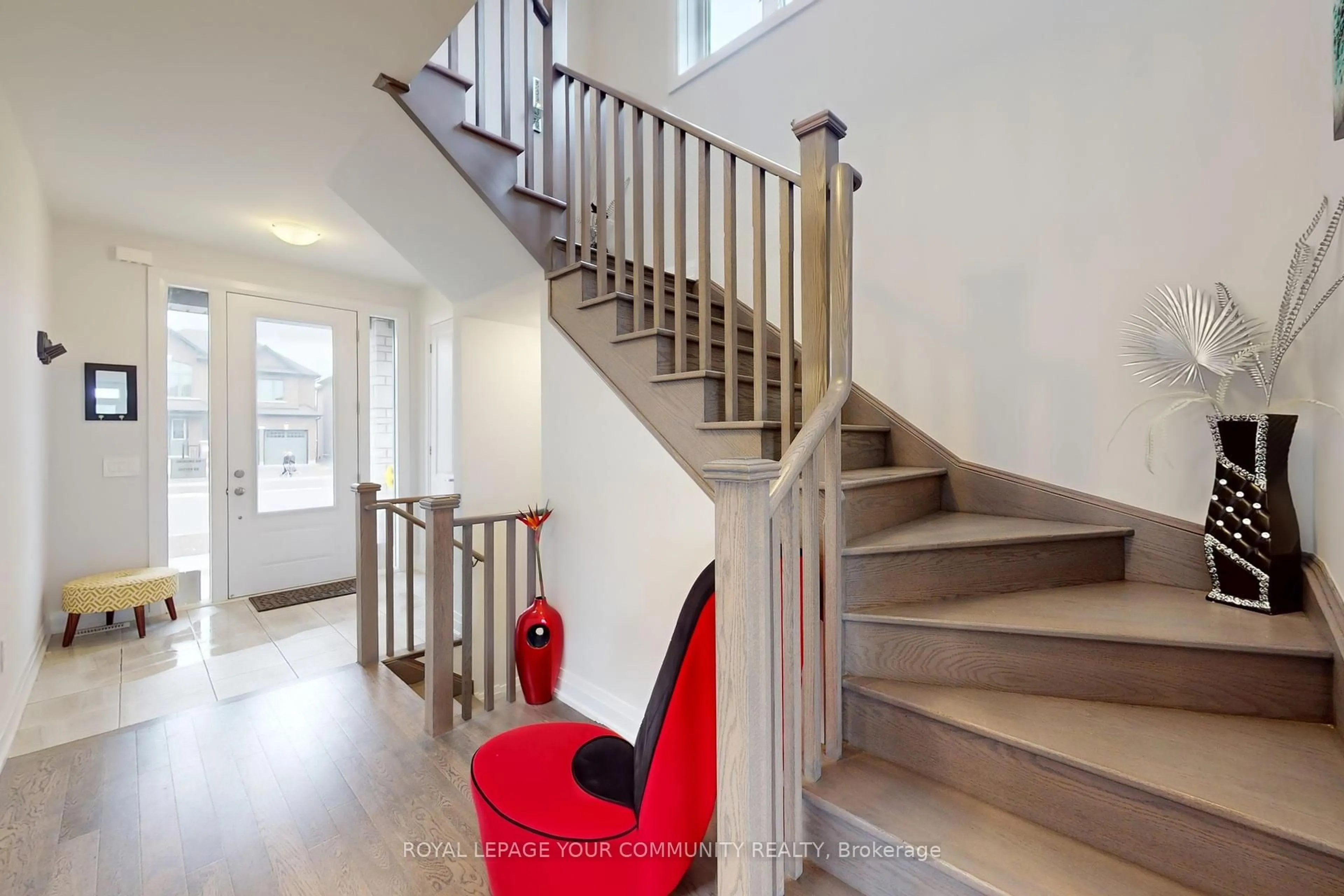Stairs for 197 St Joseph Rd, Kawartha Lakes Ontario K9V 0R8