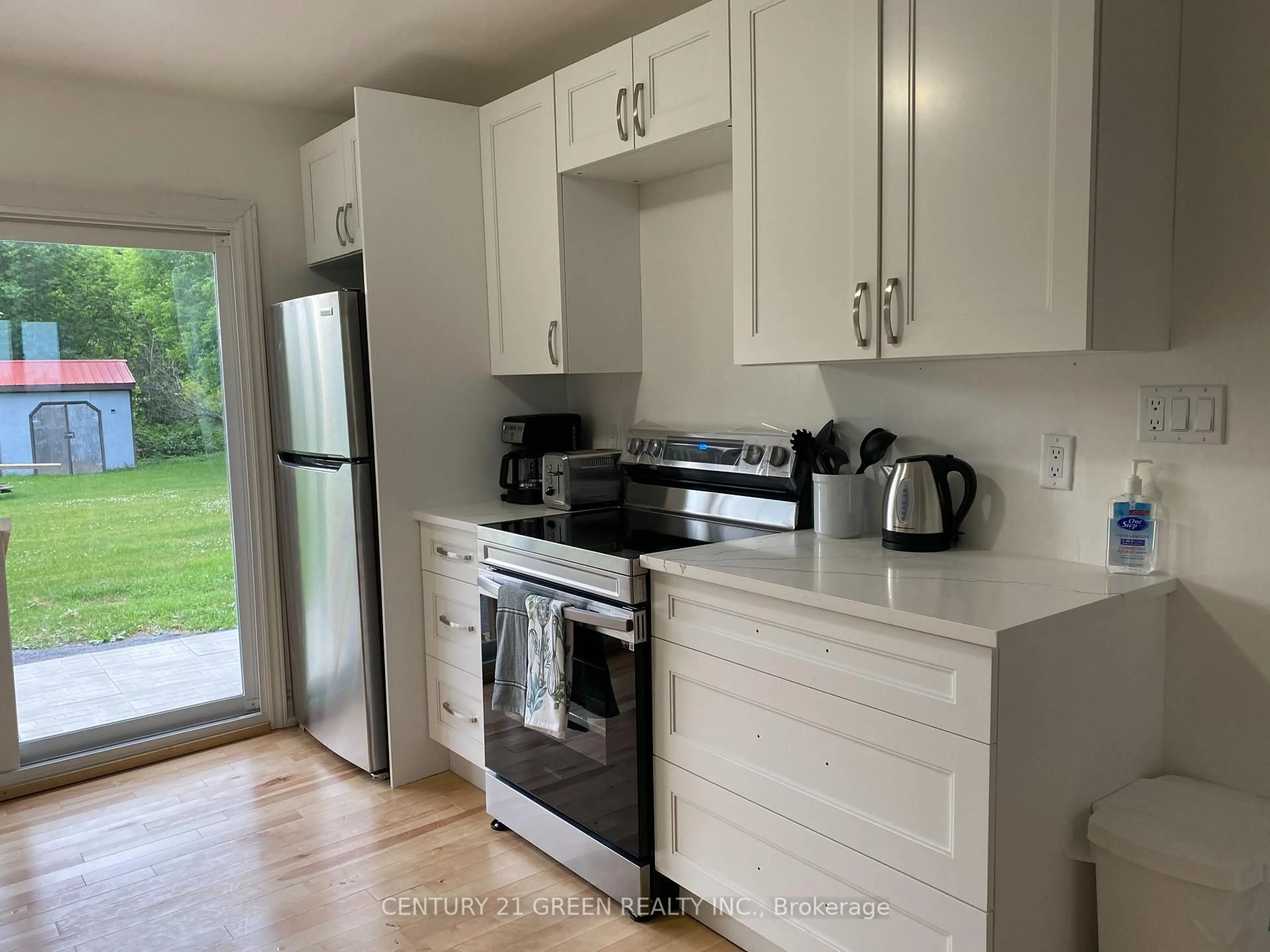 Standard kitchen, unknown for 486 County Rd 40 #Unit 6 & 8, Trenton Ontario K8V 5P7