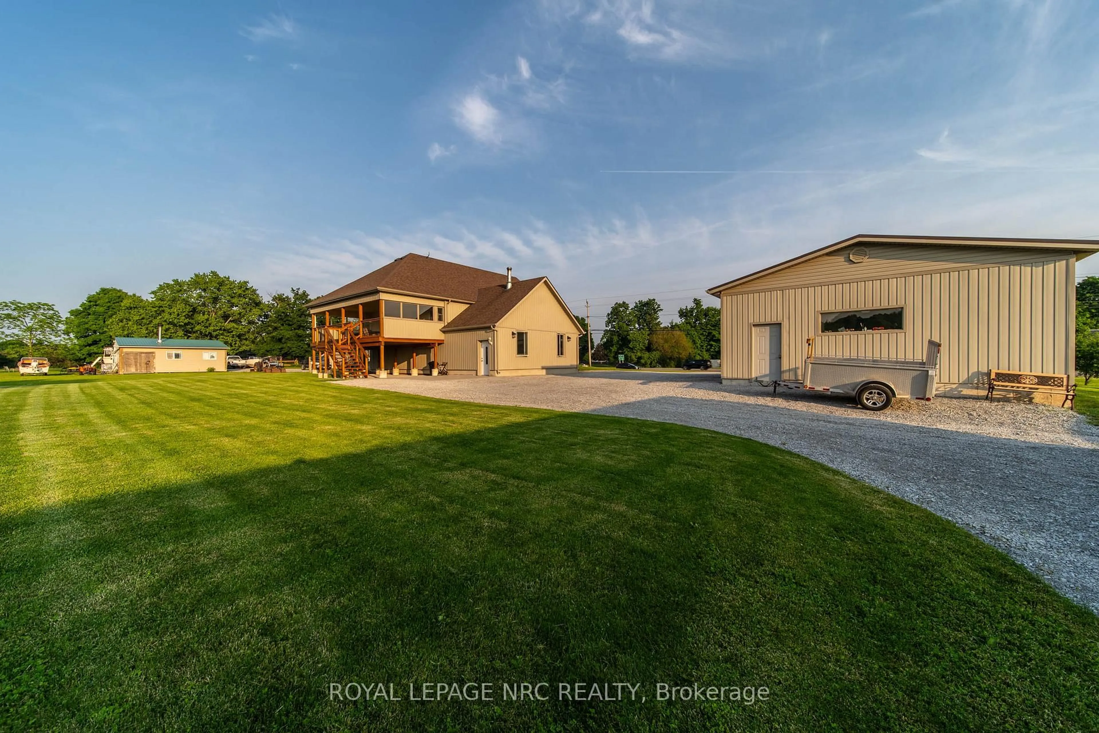 A pic from outside/outdoor area/front of a property/back of a property/a pic from drone, unknown for 2876 Highway 3, Port Colborne Ontario L3K 5V3