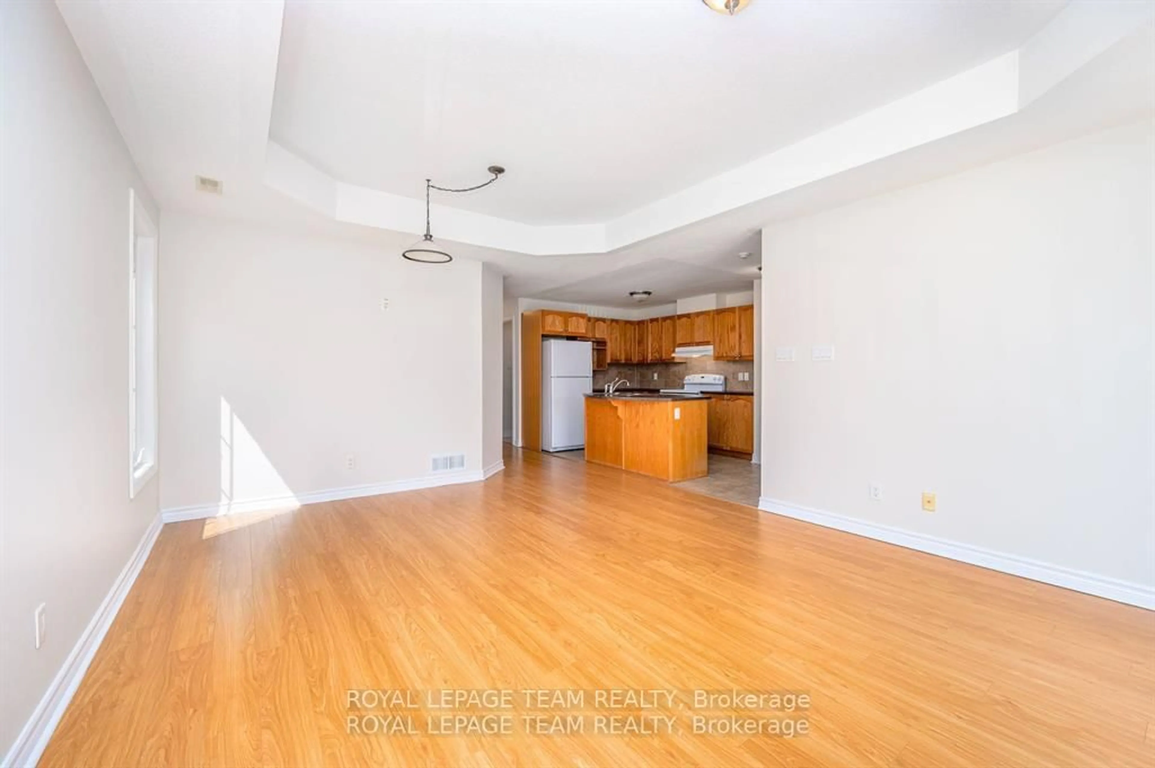 Unknown for 236 Paseo Private #4, Ottawa Ontario K2G 4N7