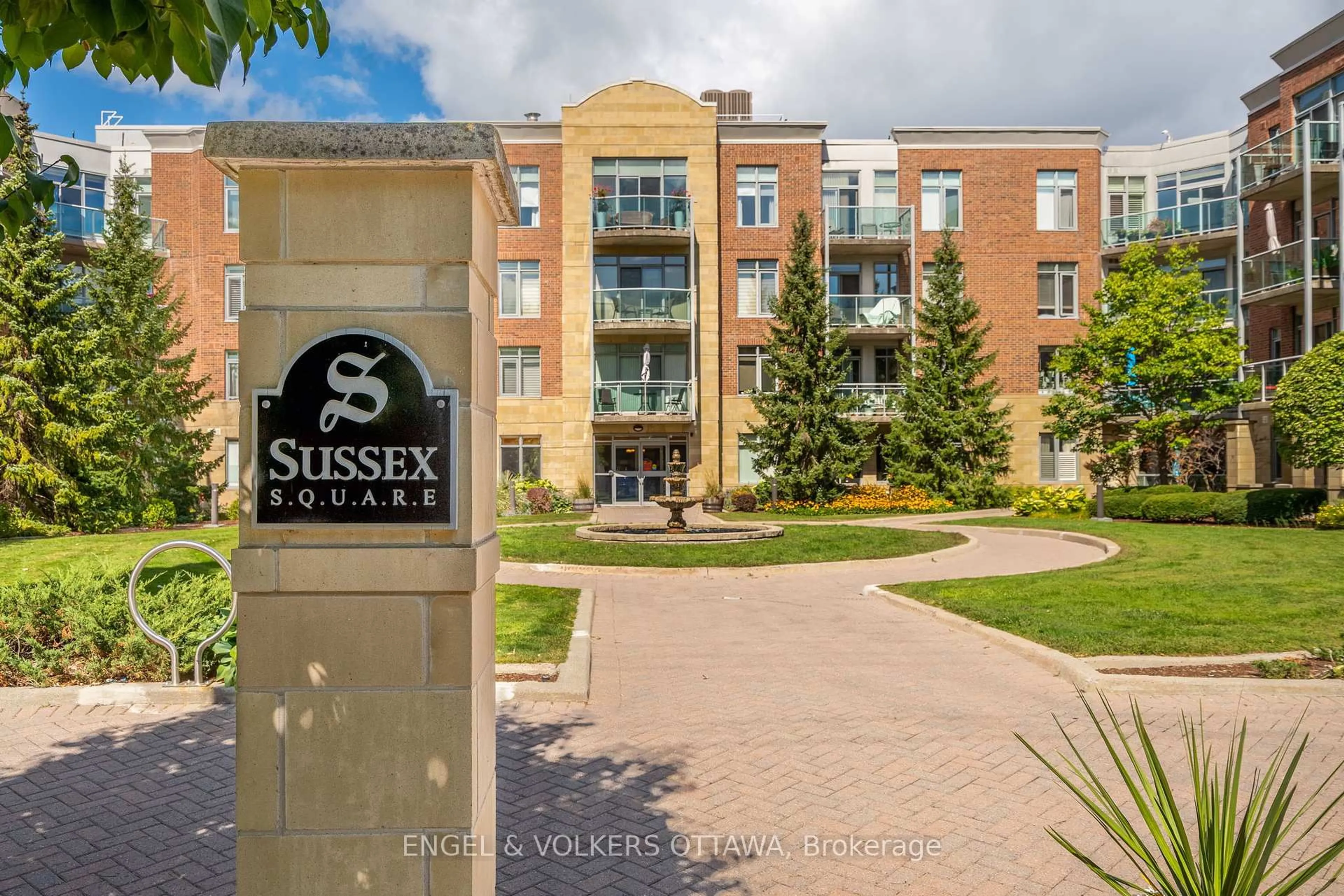Unknown for 205 Bolton St #105, Ottawa Ontario K1N 1K7