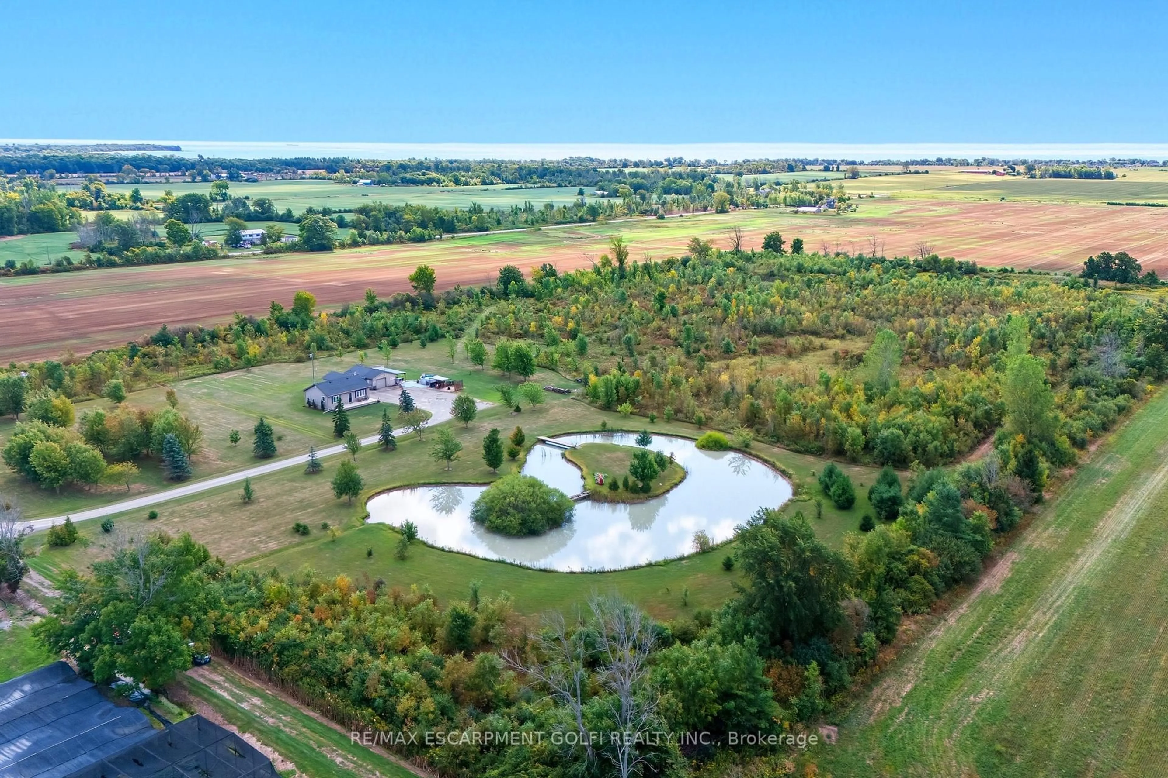 A pic from outside/outdoor area/front of a property/back of a property/a pic from drone, water/lake/river/ocean view for 421 RAMSEY Rd, Haldimand Ontario N1A 2W6