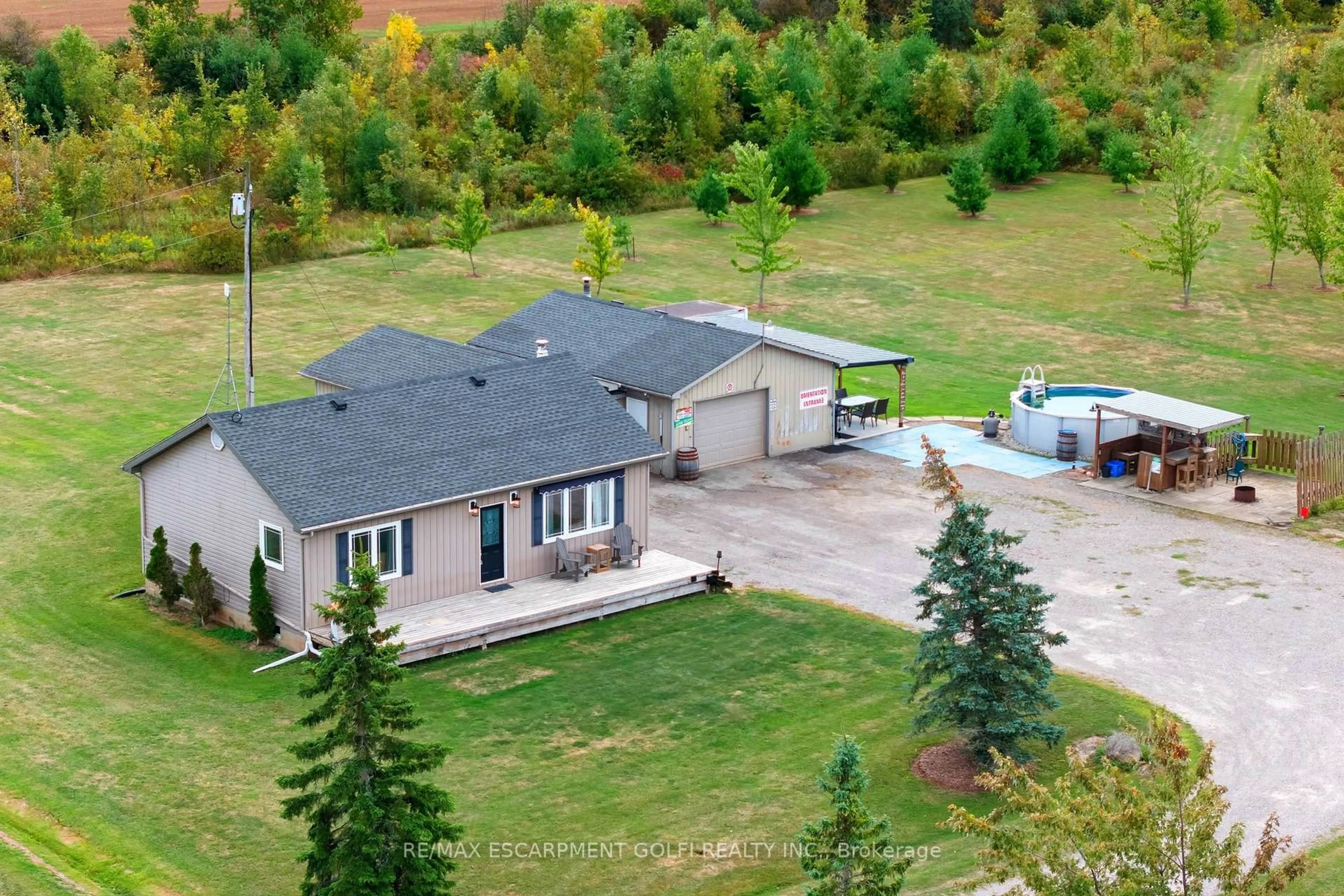 A pic from outside/outdoor area/front of a property/back of a property/a pic from drone, mountain view for 421 RAMSEY Rd, Haldimand Ontario N1A 2W6