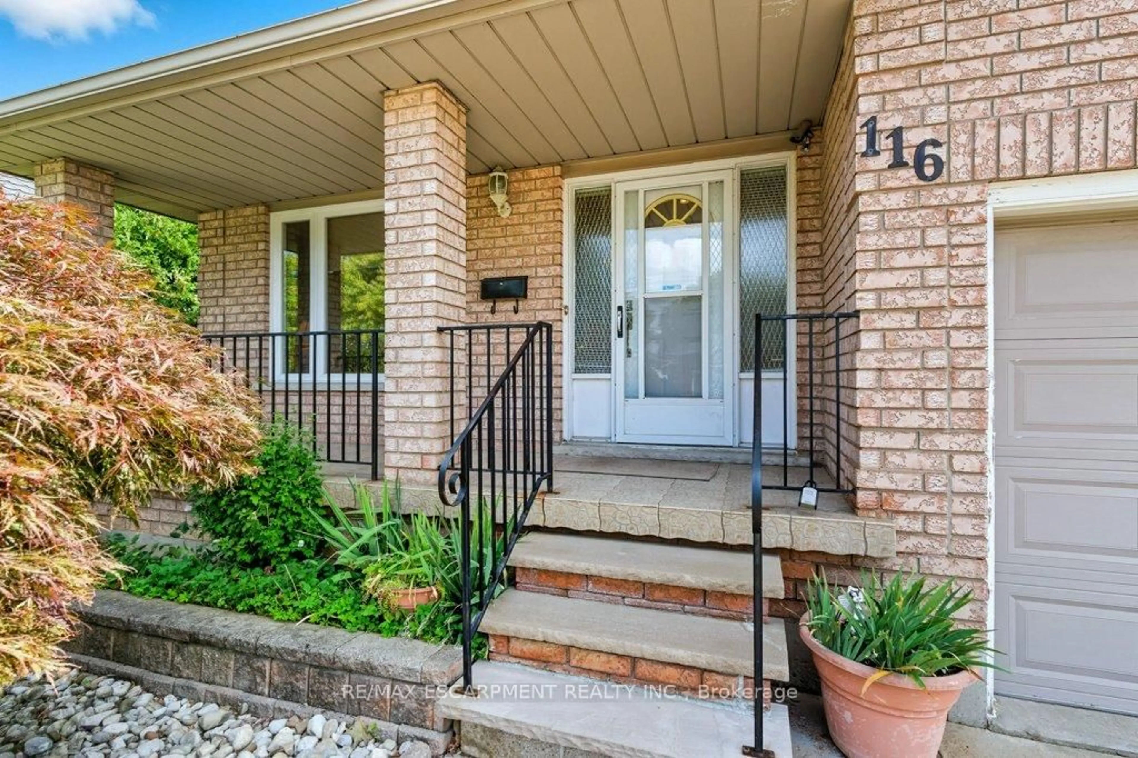 Home with brick exterior material, street for 116 Nugent Dr, Hamilton Ontario L8H 2M8