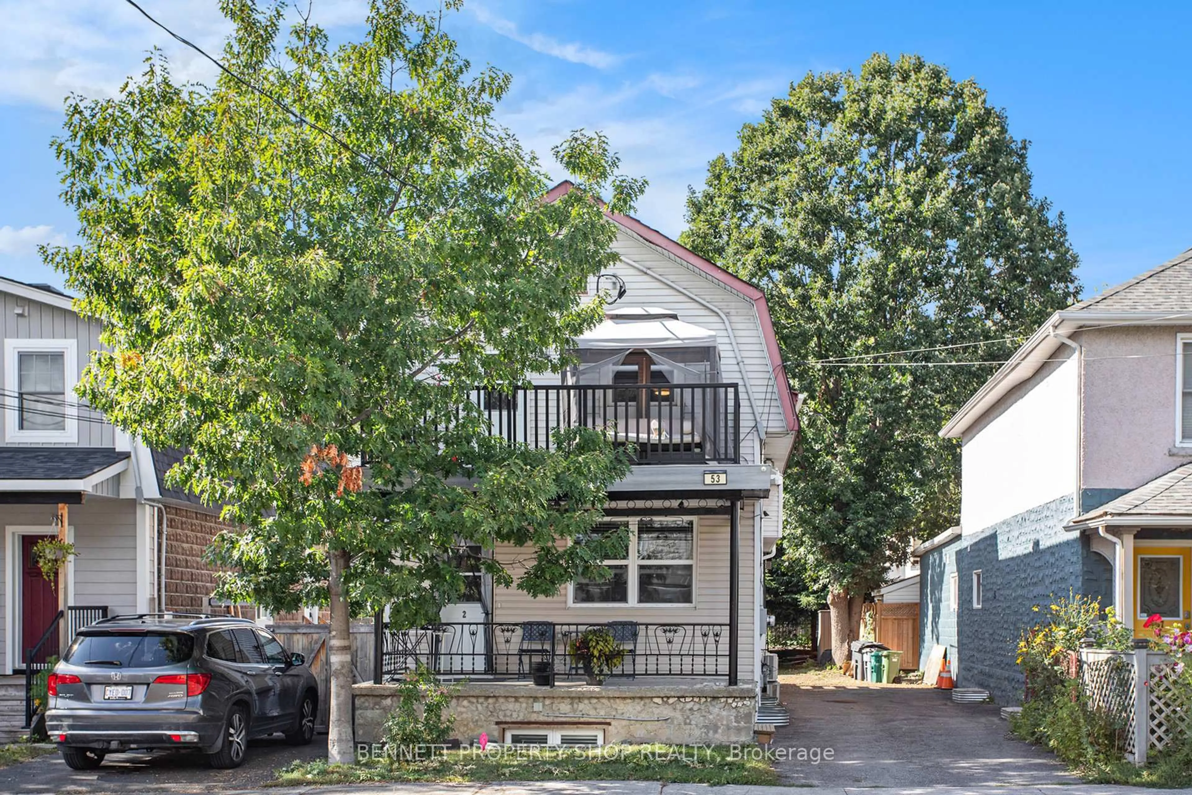 Patio, street for 53 Laval St, Ottawa Ontario K1L 7Z7