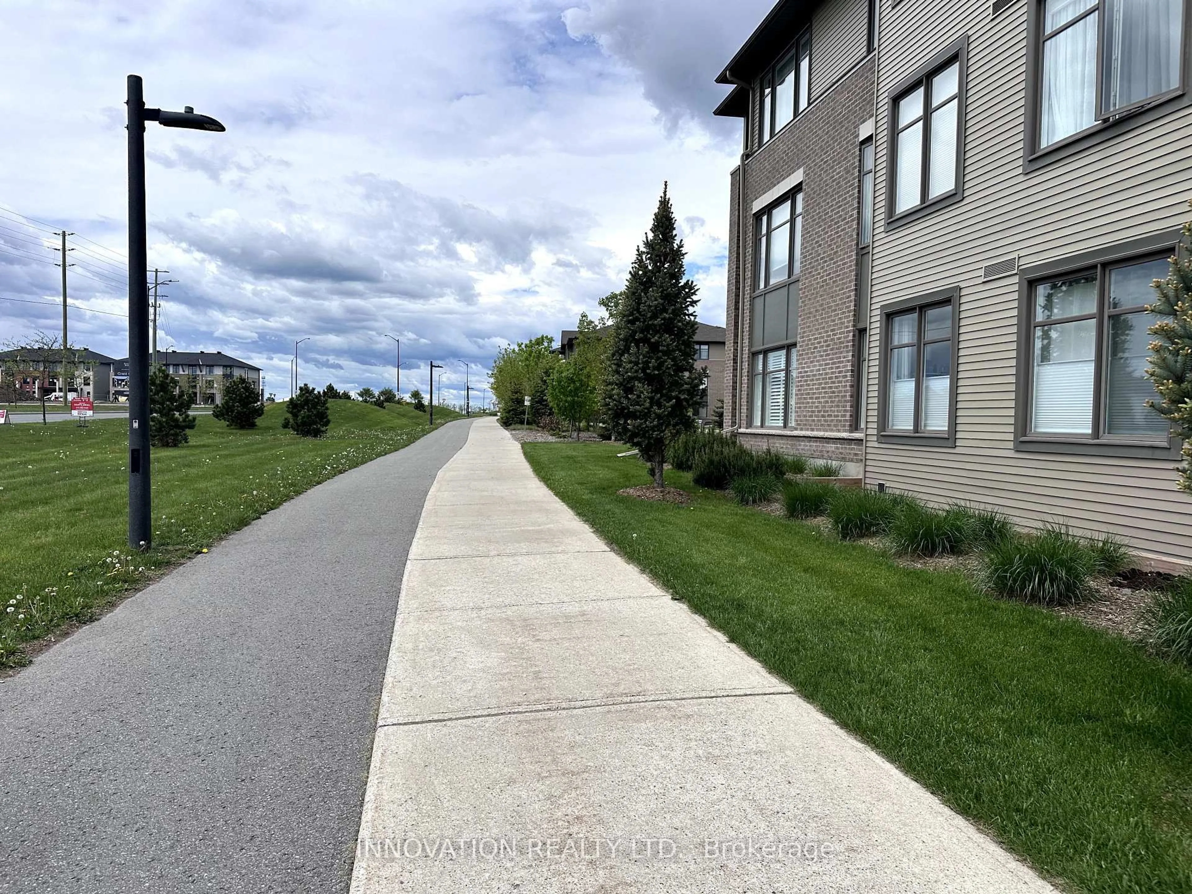 Unknown for 320 Jatoba #103, Ottawa Ontario K2V 0E7