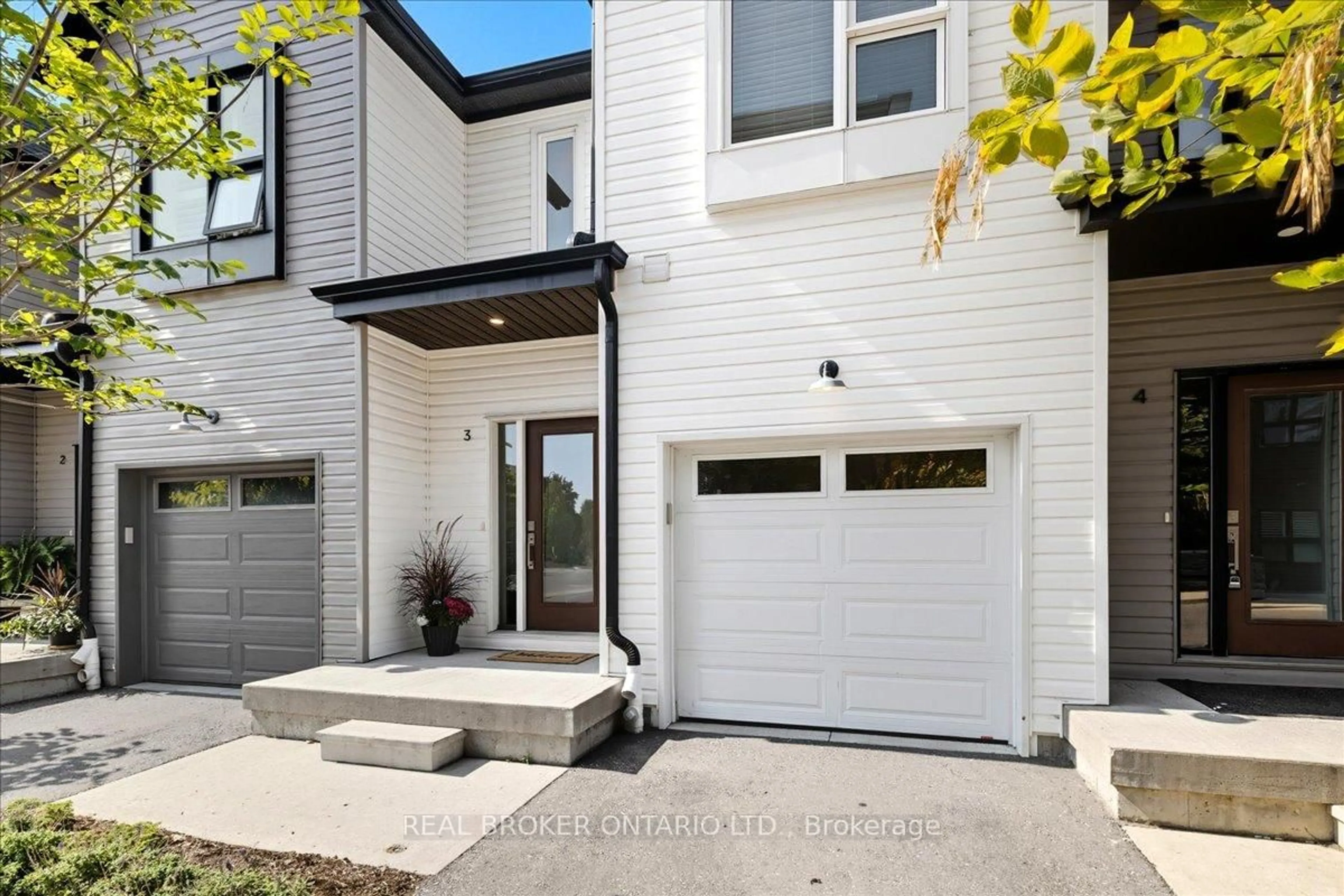 Home with brick exterior material, street for 110 Fergus Ave #3, Kitchener Ontario N2A 0K9
