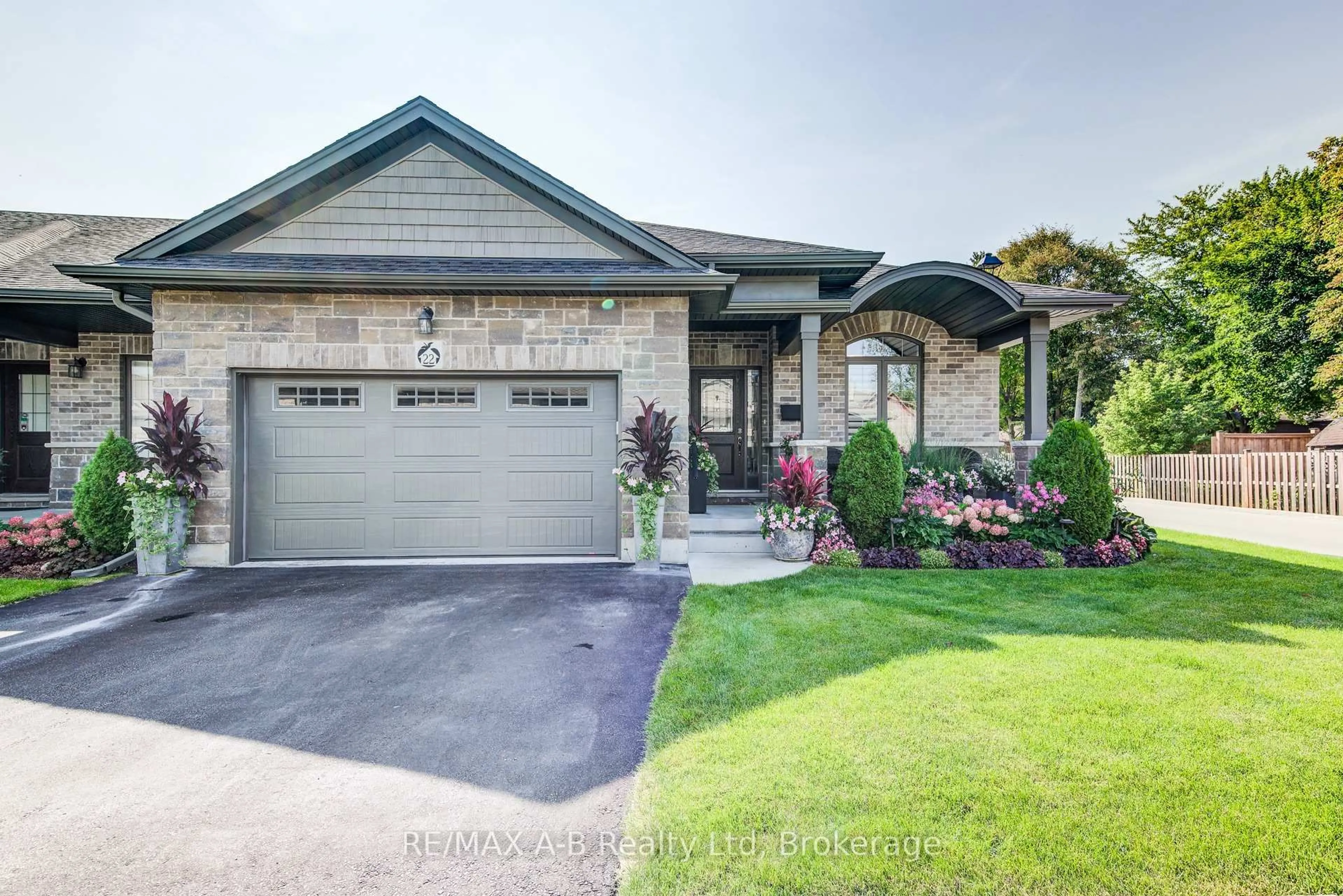 Home with brick exterior material, street for 53 Roth St #22, East Zorra-Tavistock Ontario N0B 2R0