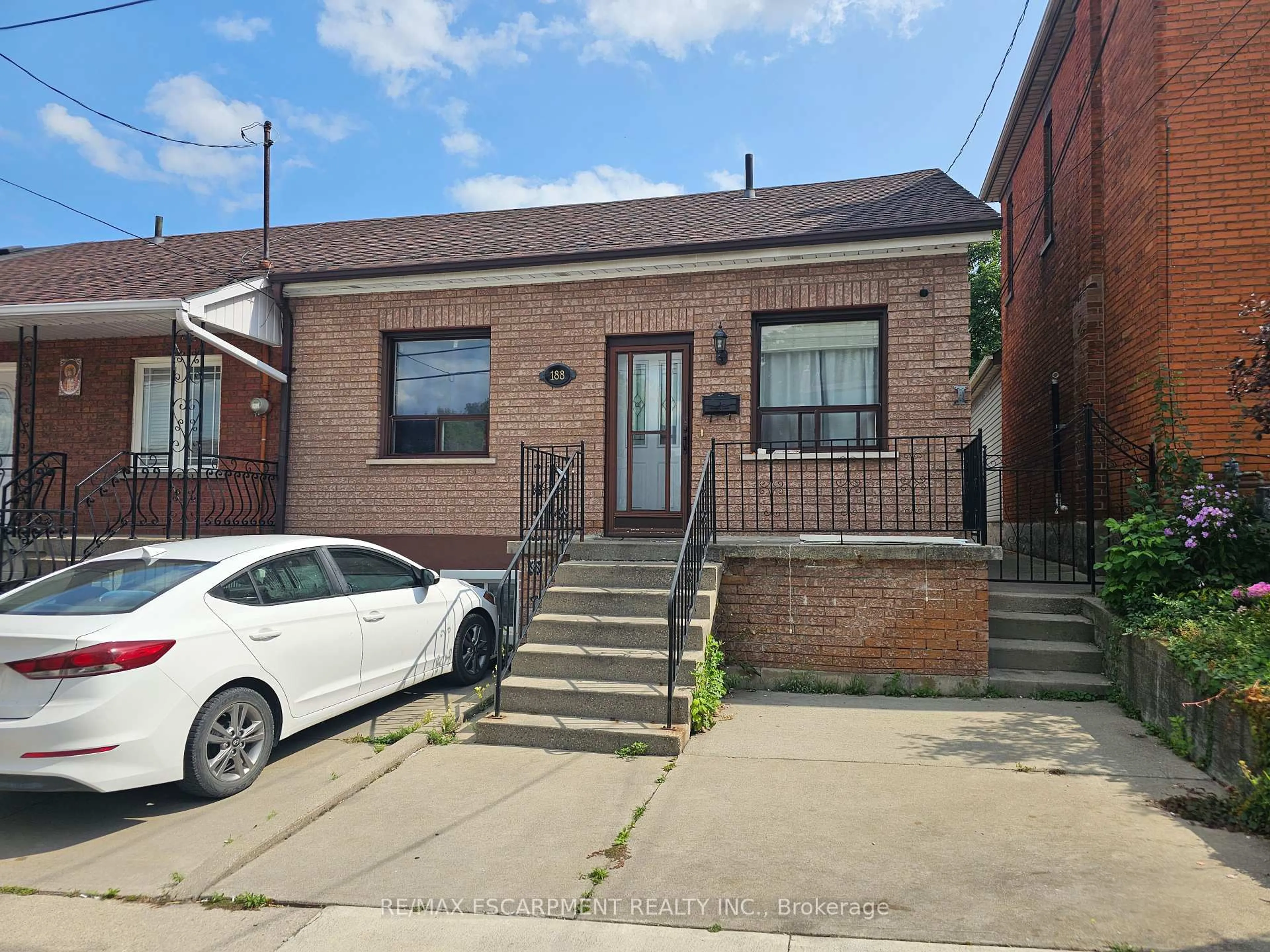 Home with brick exterior material, street for 188 Hess St, Hamilton Ontario L8R 2T4