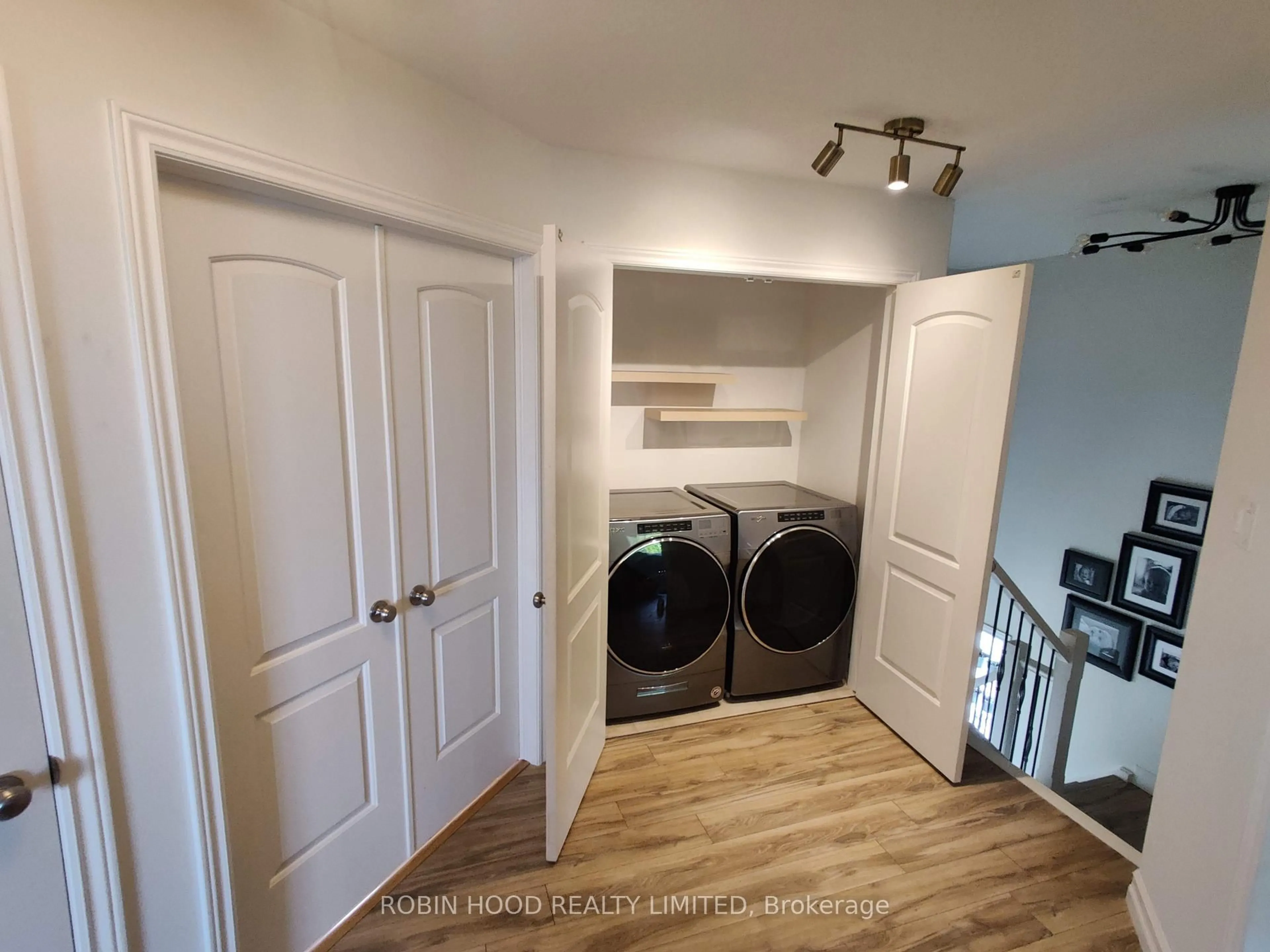 Laundry room for 2701 Bateman Tr, London South Ontario N6L 0A9