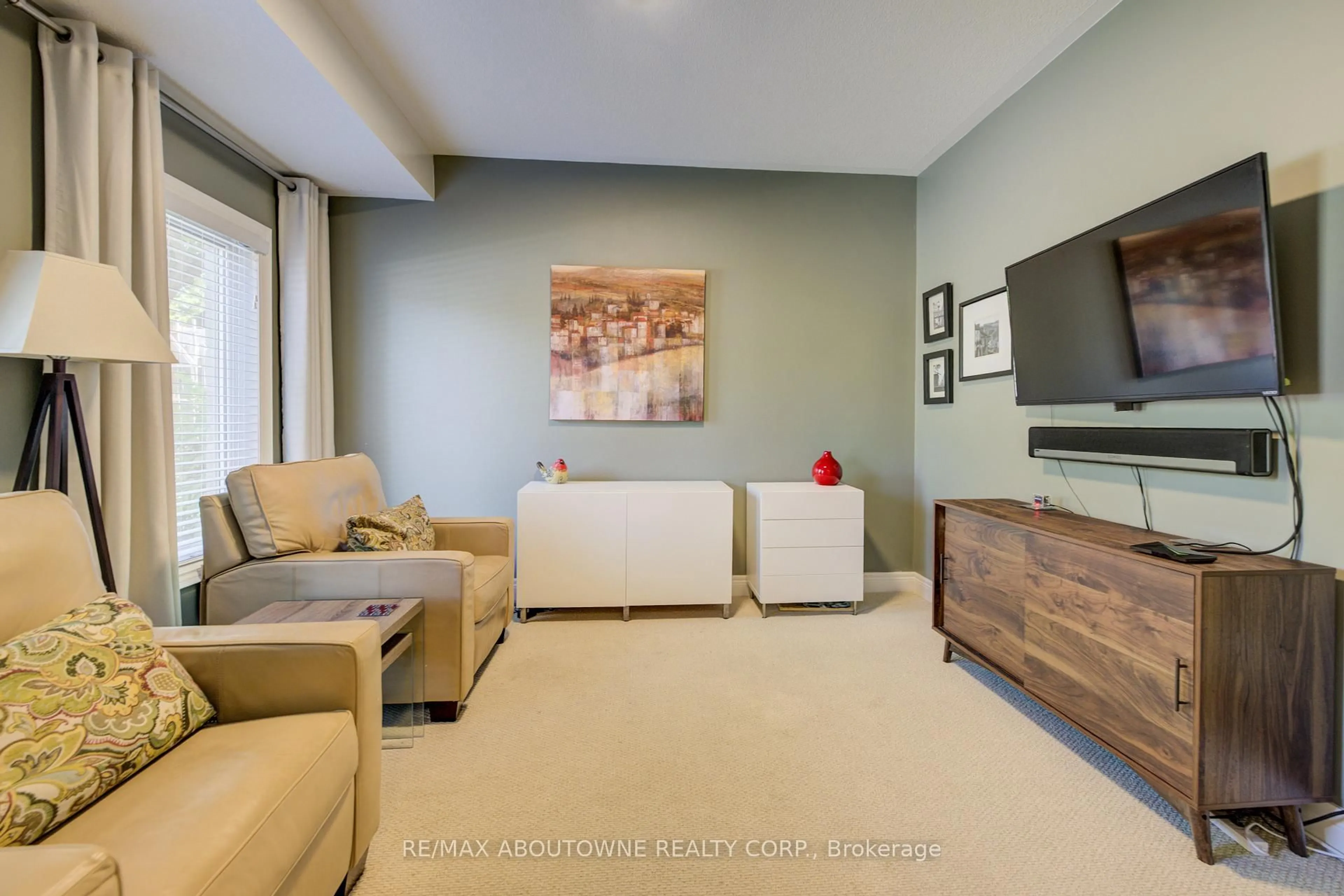 Living room with furniture, unknown for 44 Flamboro St #7, Hamilton Ontario L0R 2H0