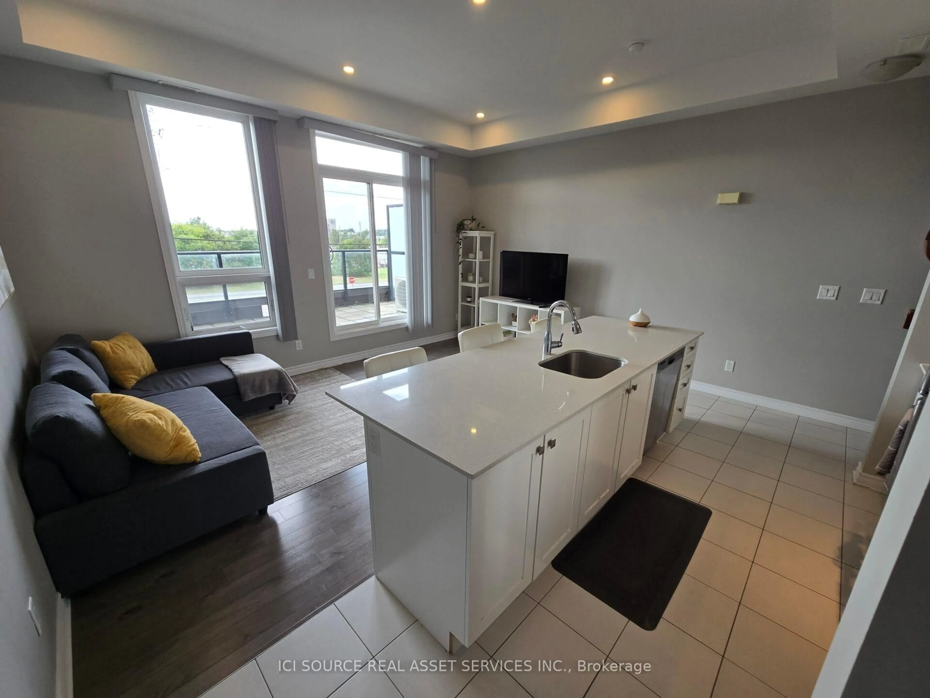 Unknown for 214 Terravita Private, Ottawa Ontario K1V 2R9