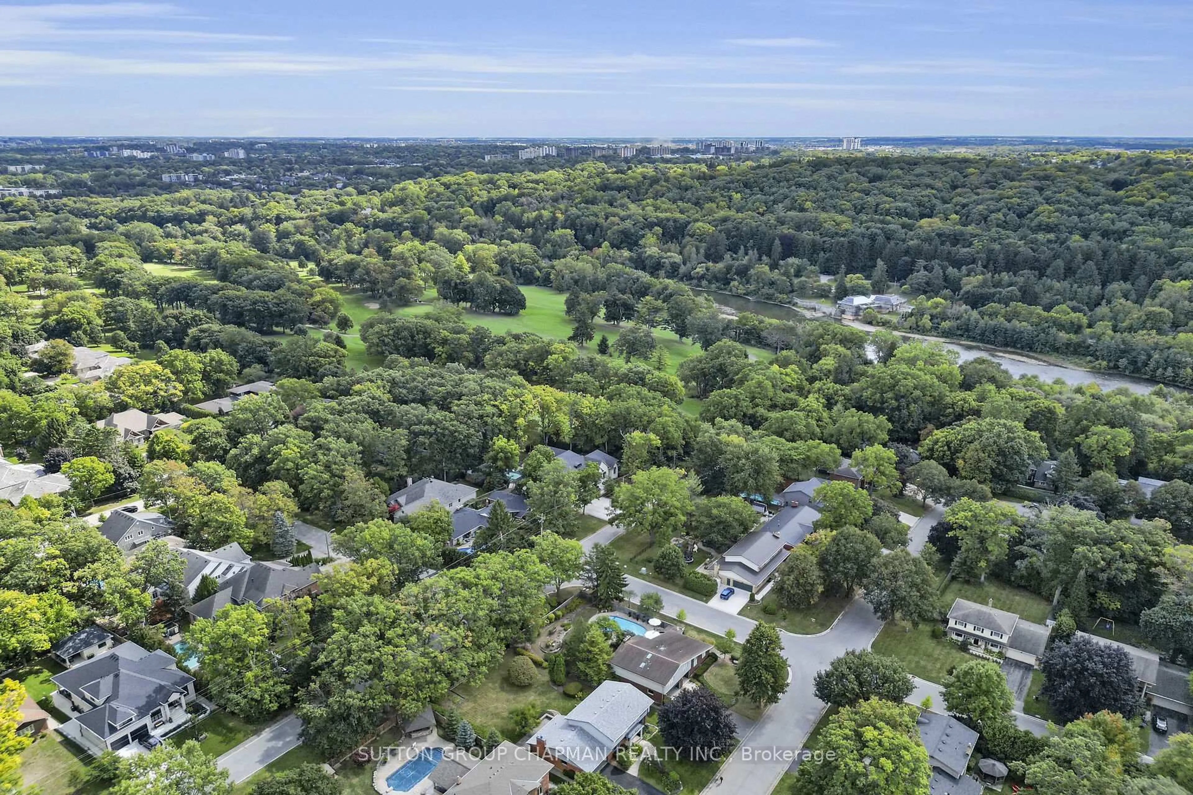 A pic from outside/outdoor area/front of a property/back of a property/a pic from drone, forest/trees view for 61 Hampton Cres, London North Ontario N6H 2P1