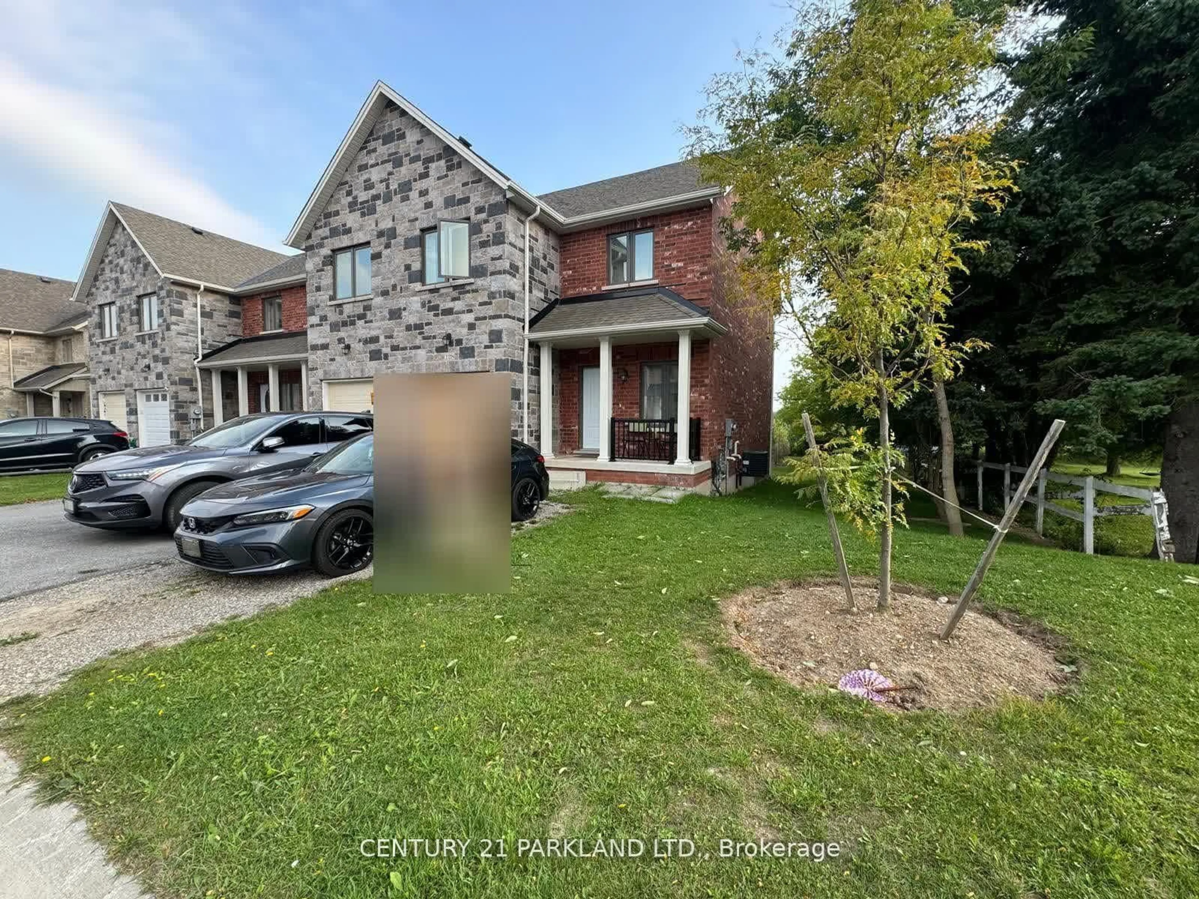 A pic from outside/outdoor area/front of a property/back of a property/a pic from drone, street for 128 Berkshire Dr, Wellington North Ontario N0G 1A0